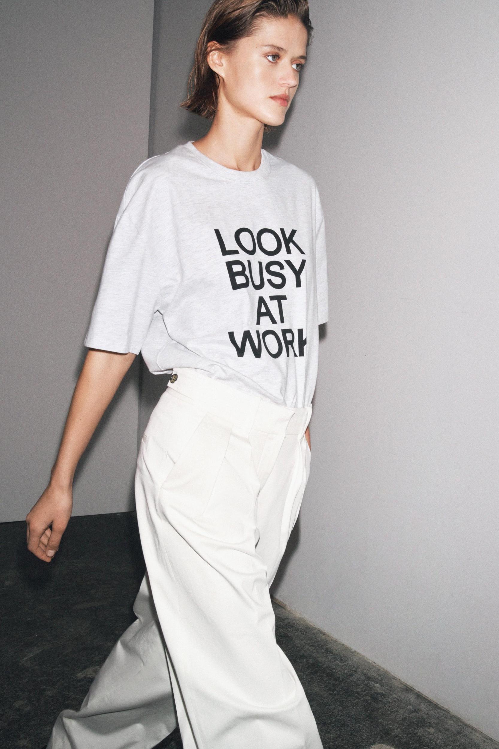 OVERSIZE TEXT T-SHIRT Product Image