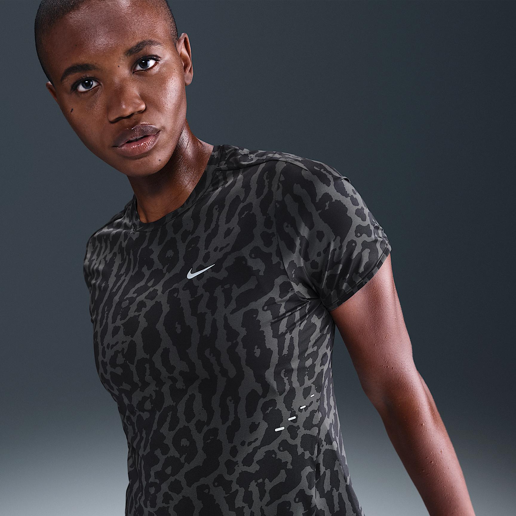 Nike Women's Swift Dri-FIT Short-Sleeve Running Top Product Image