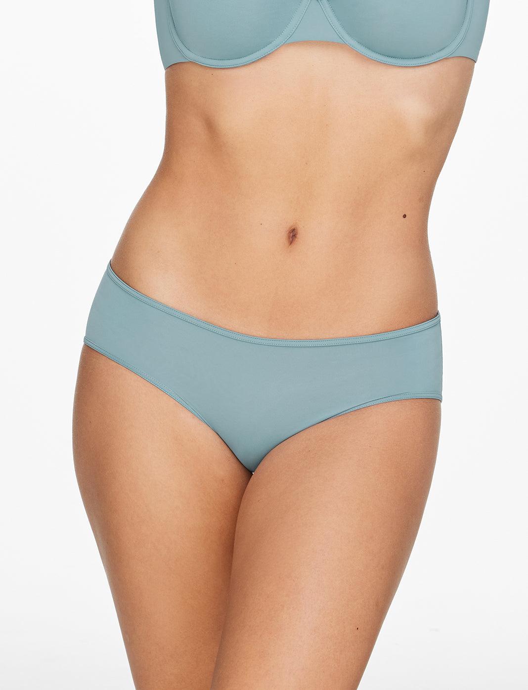 24/7® Classic Hipster Product Image