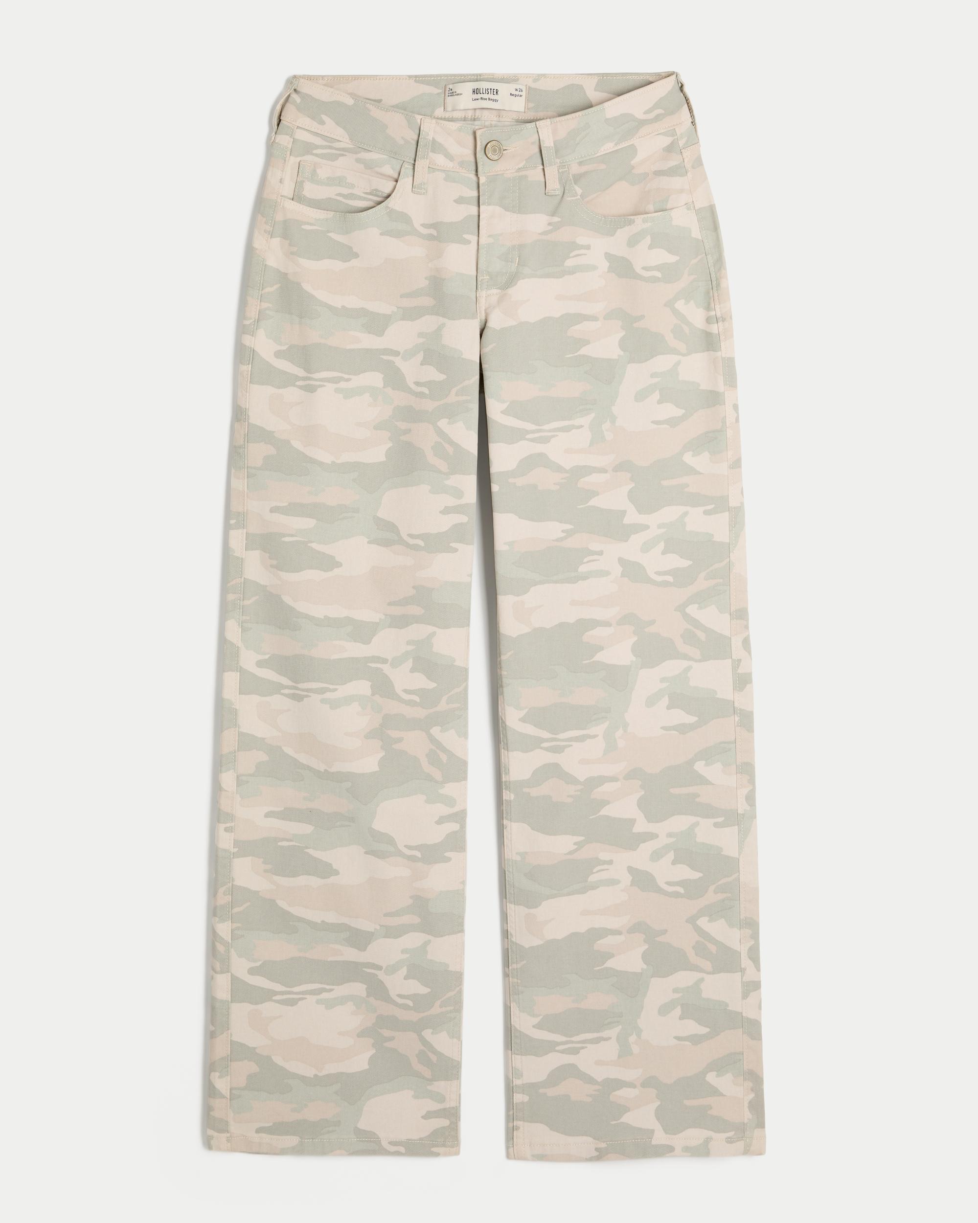 Low-Rise Y2K Camo Baggy Jeans Product Image