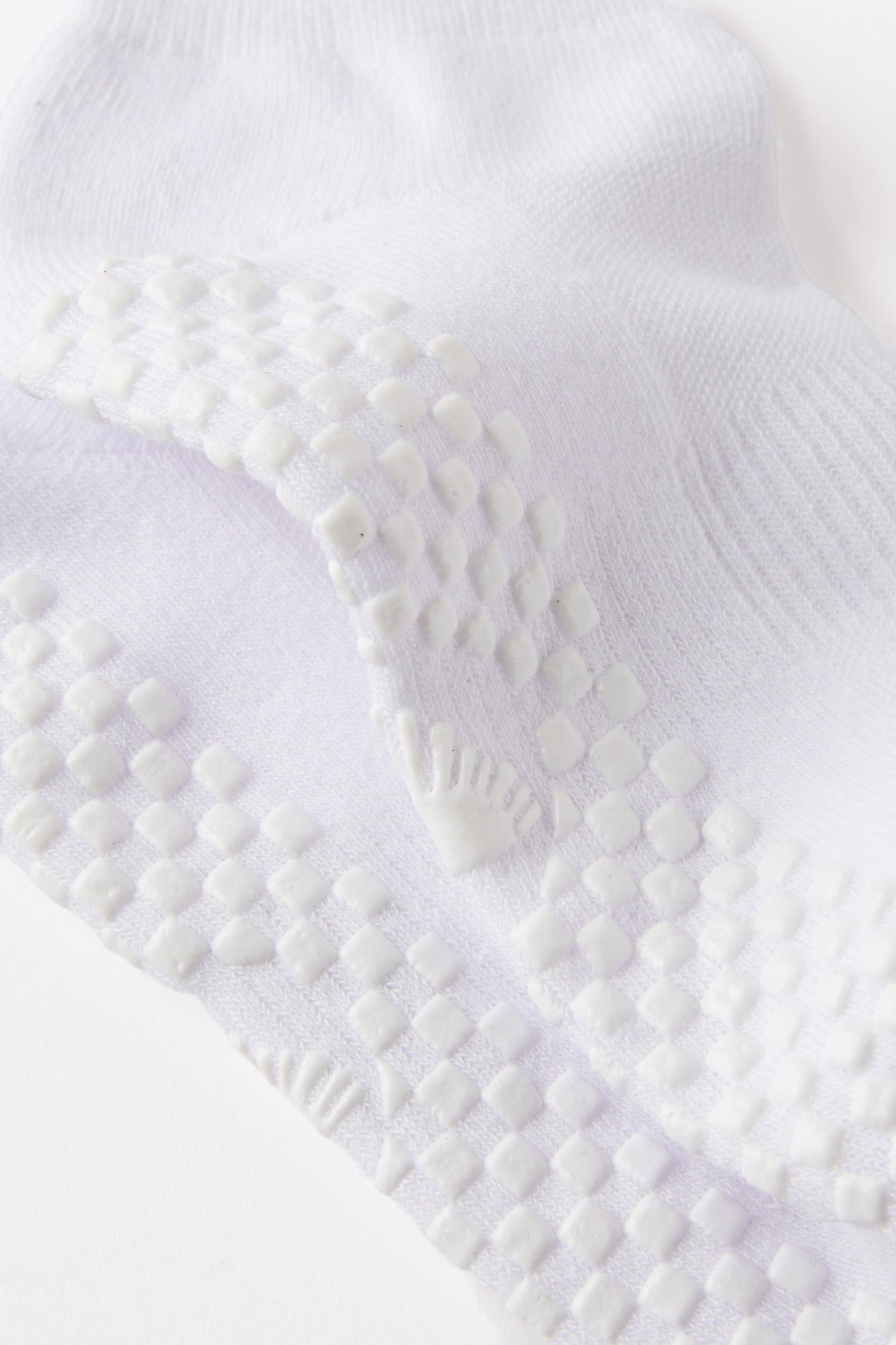 Performance Studio Sock Product Image