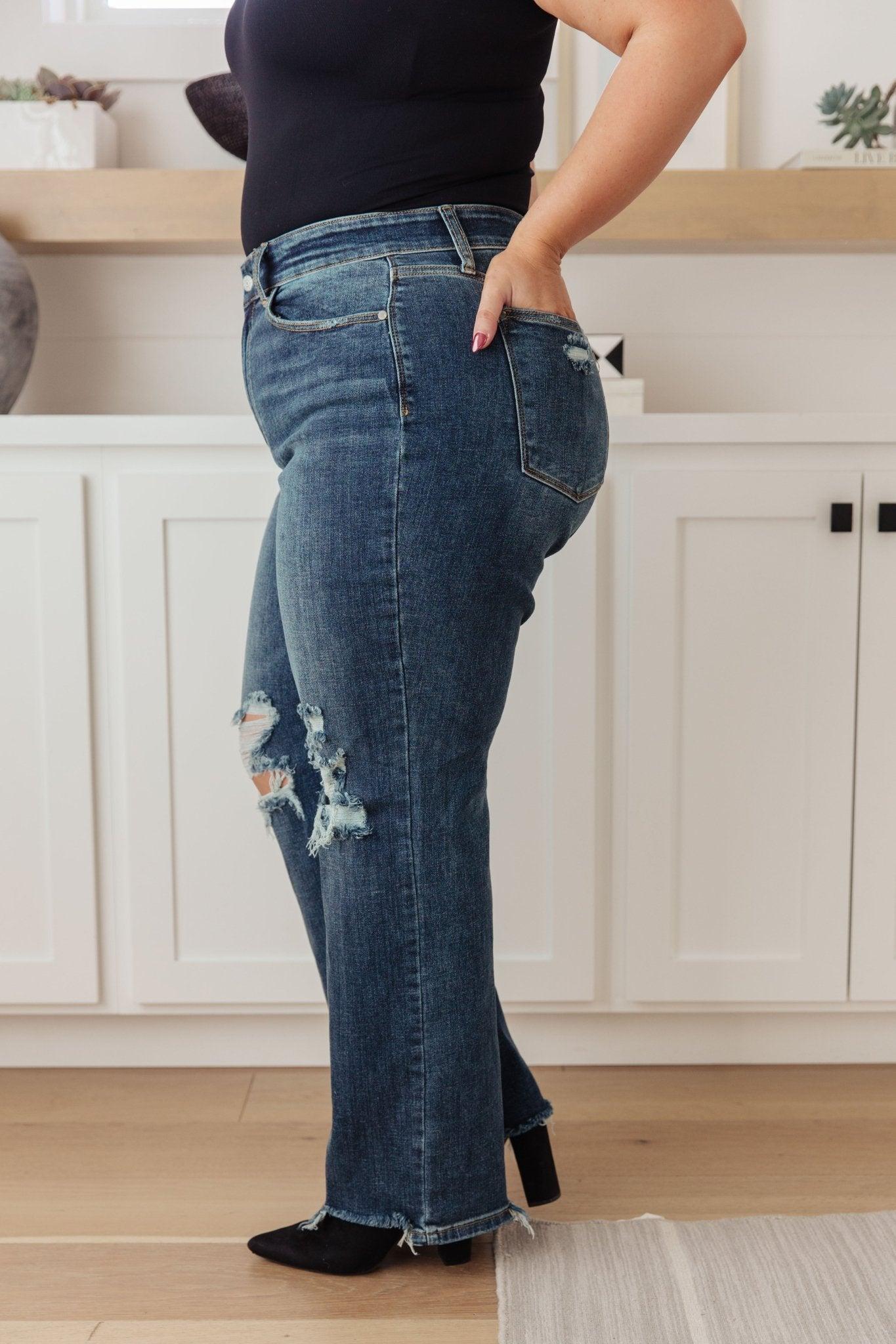 Rose High Rise 90's Straight Jeans in Dark Wash (Online Exclusive) Product Image