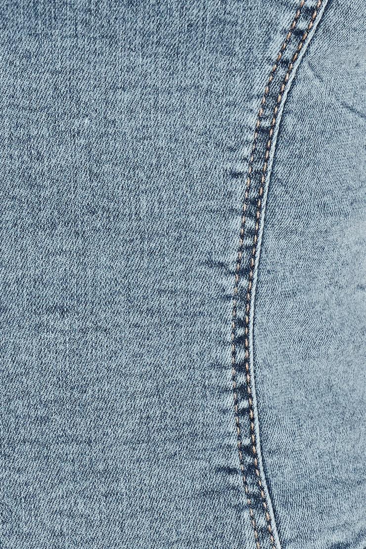 Low Rise Relaxed Jeans Product Image