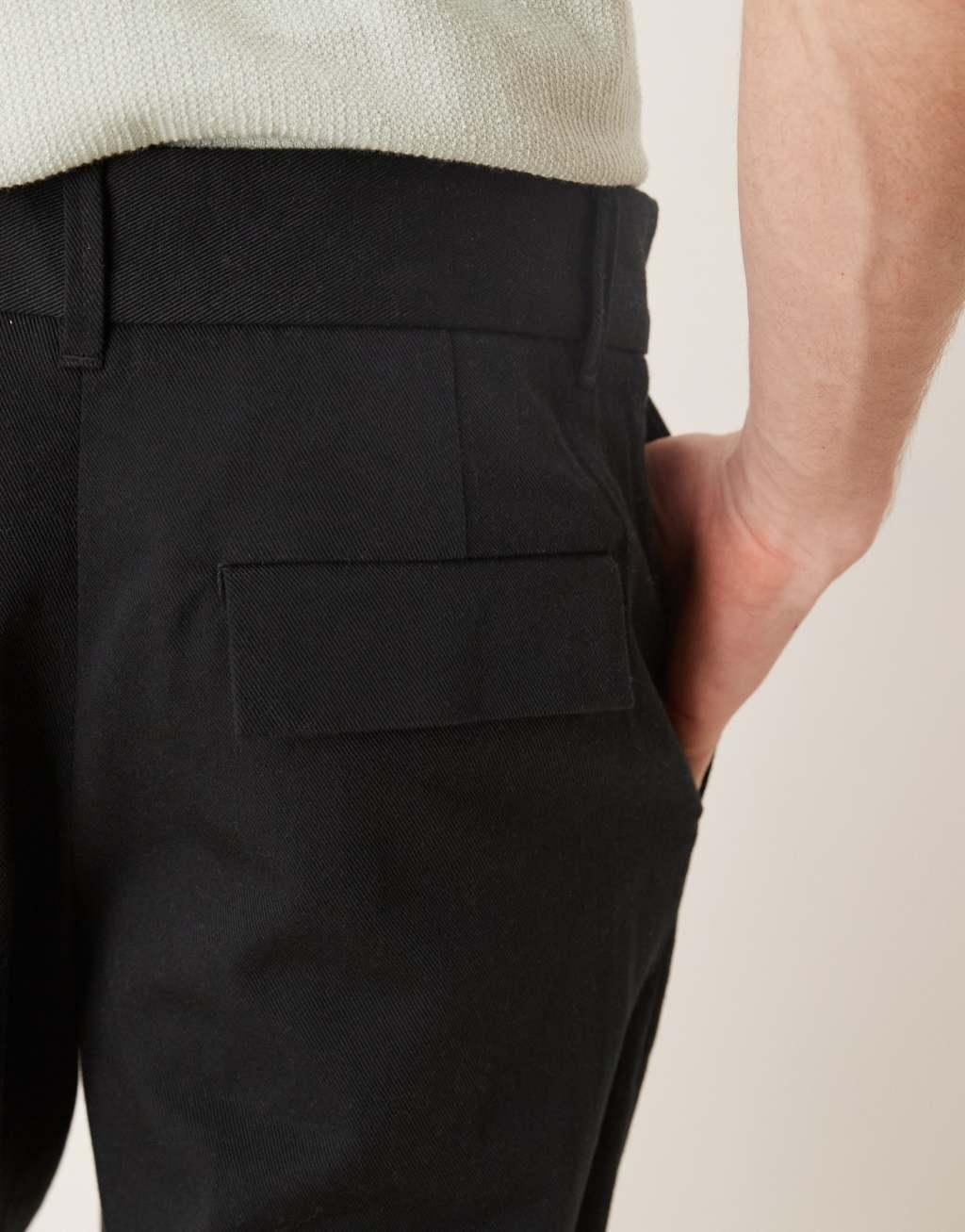 Selected Homme Atlas loose fit pants in black Product Image