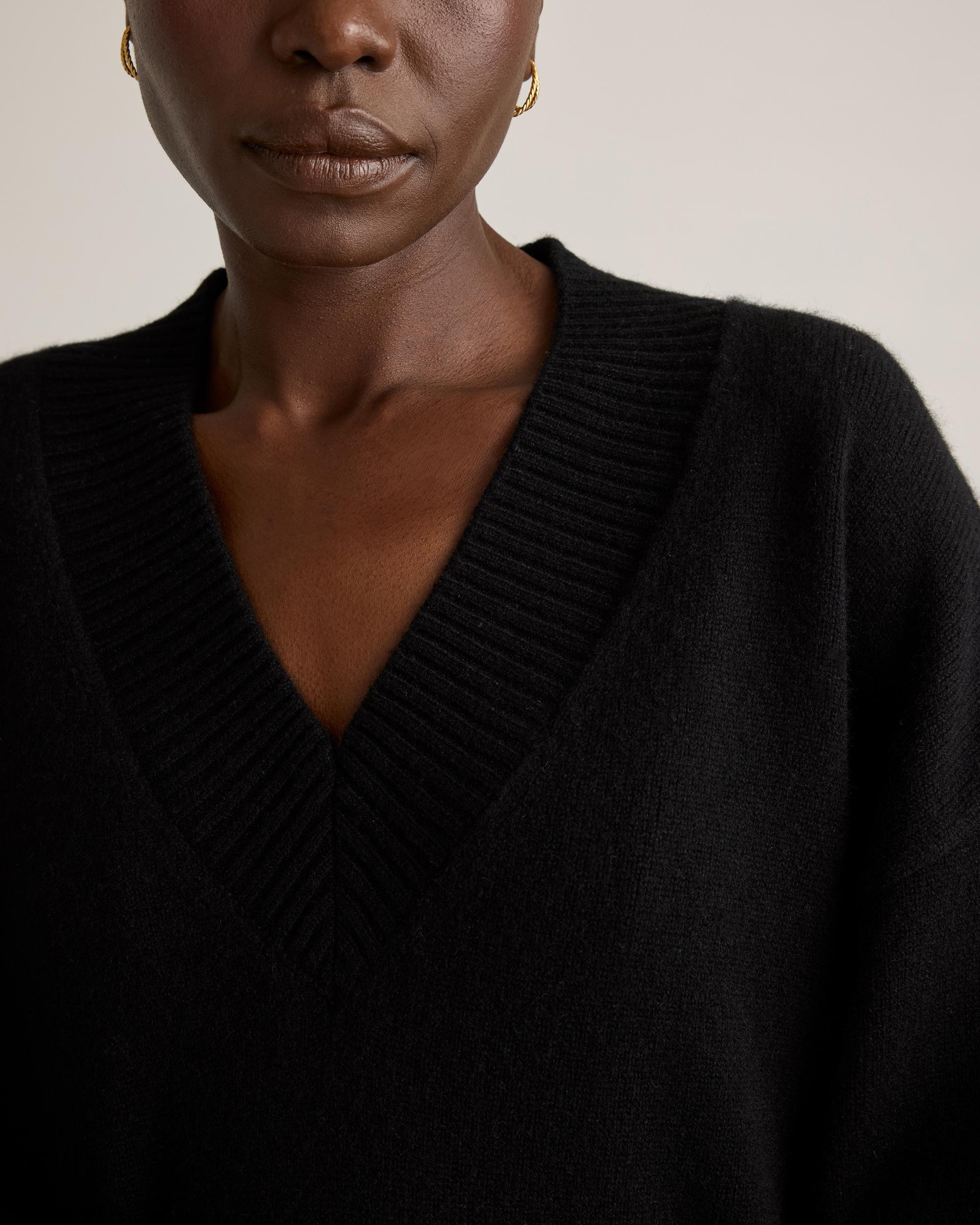 Quince | Women's Mongolian Cashmere Oversized V-Neck Sweater Product Image