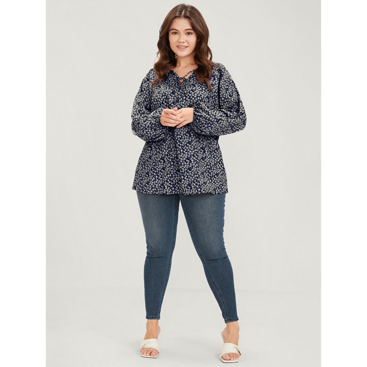 Plus Size DarkBlue Ditsy Floral Lantern Sleeve Ties V Neck Blouse Women Elegant Long Sleeve V-neck Dailywear Blouses BloomChic 30/6X Product Image