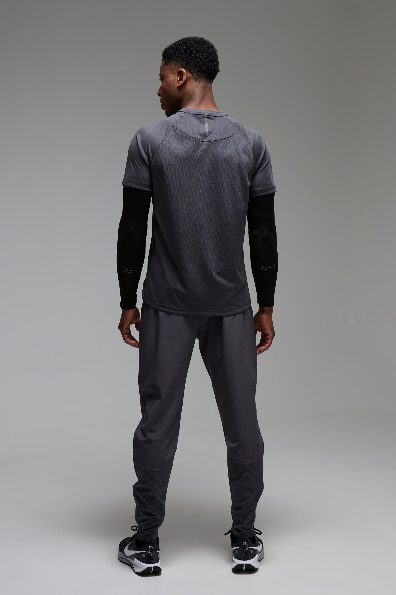 Man Active Running Tapered Sweatpants | boohooMAN USA Product Image