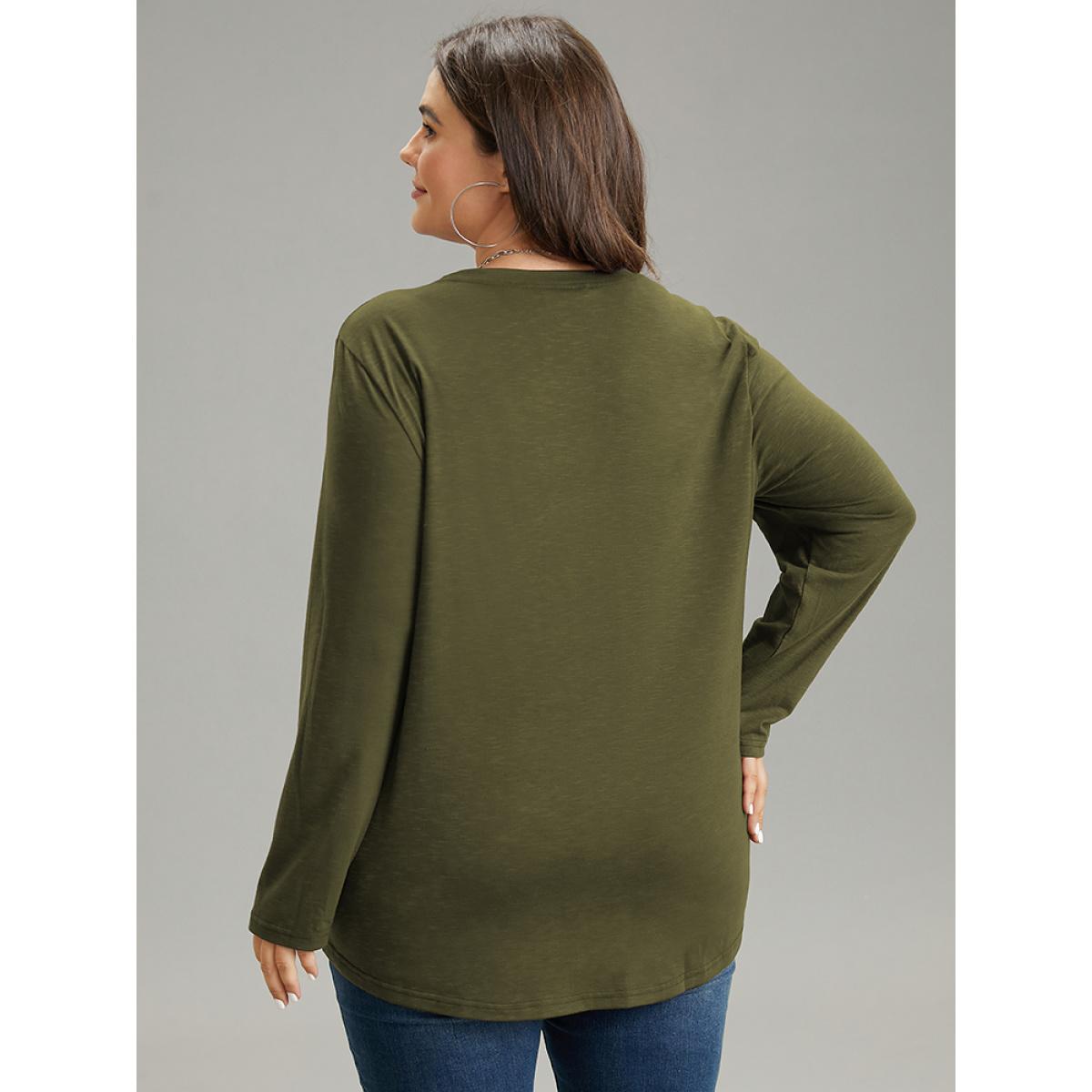 Plus Size Solid Pleated Round Neck T-shirt ArmyGreen Women Casual Plain Plain Round Neck Dailywear T-shirts BloomChic 26/4X Product Image