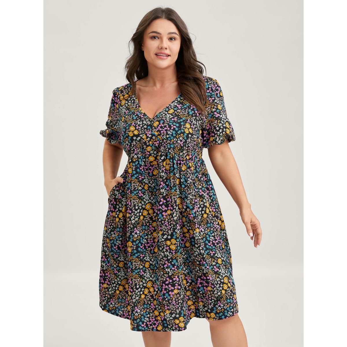 Plus Size Floral Print Deep V-Neck Midi Dress Black Women Non V-neck Short sleeve Curvy BloomChic 28/5X Product Image