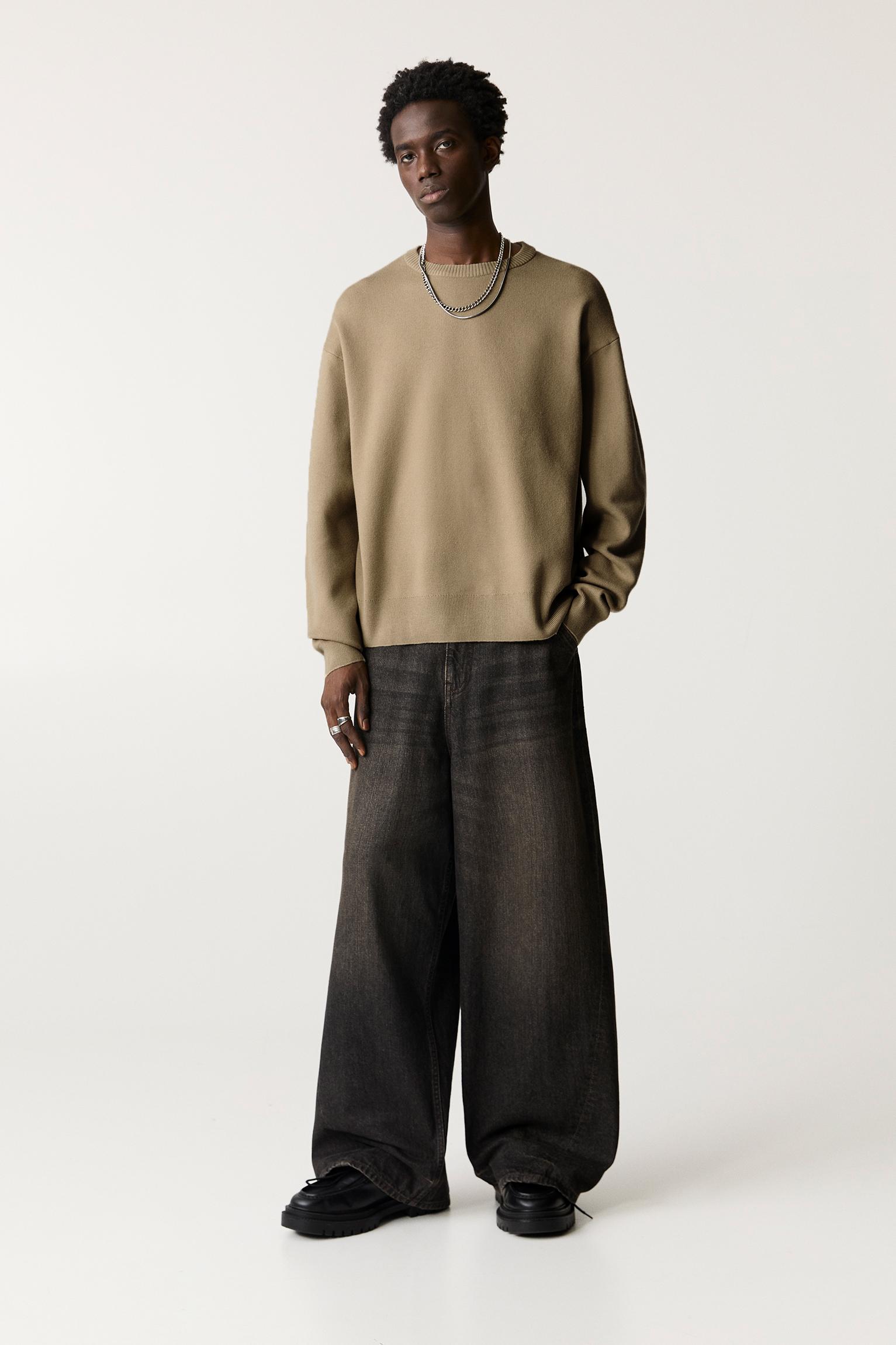 Basic soft sweater Product Image