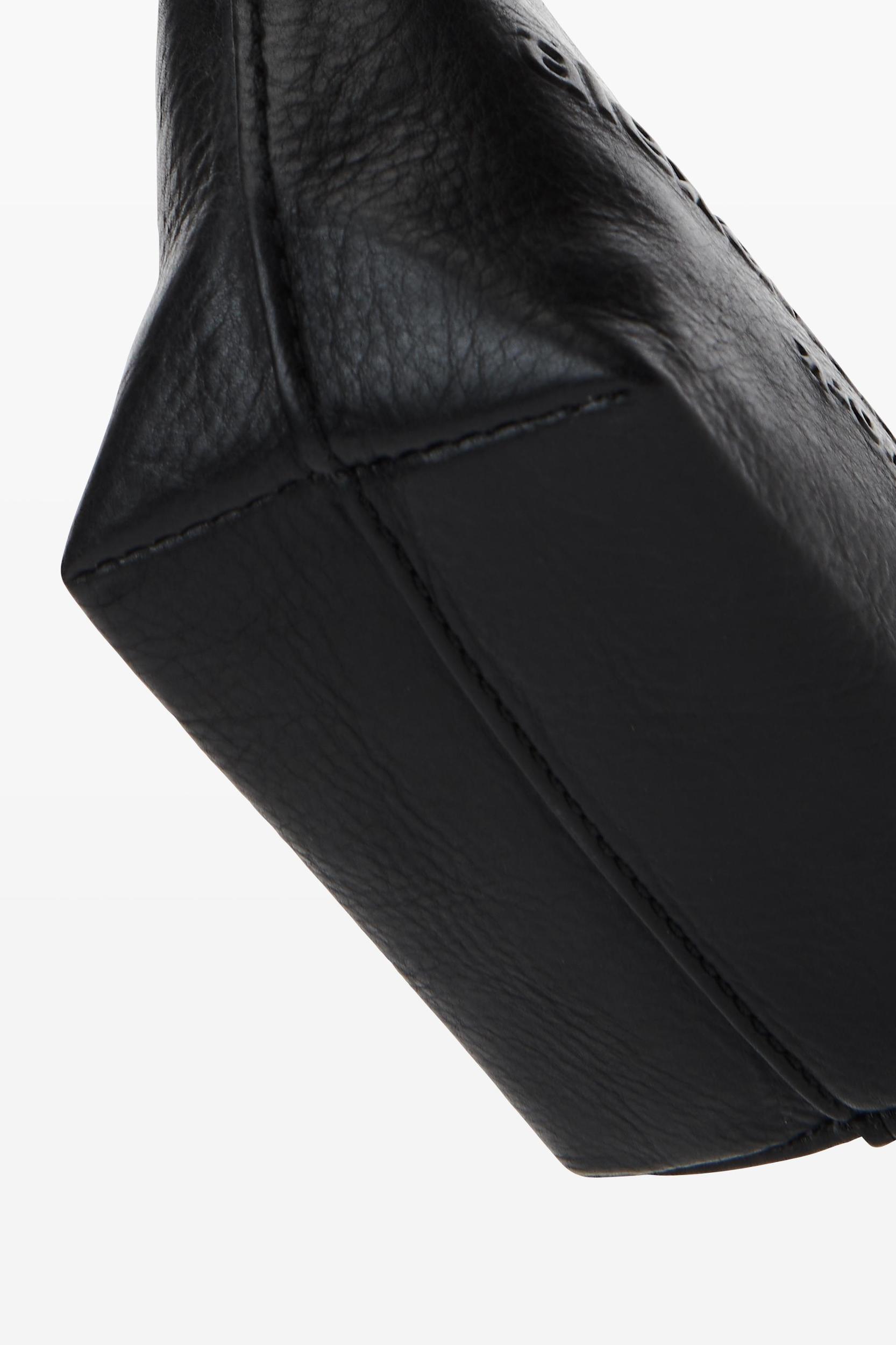 Coin Purse In Crackle Patent Leather Product Image