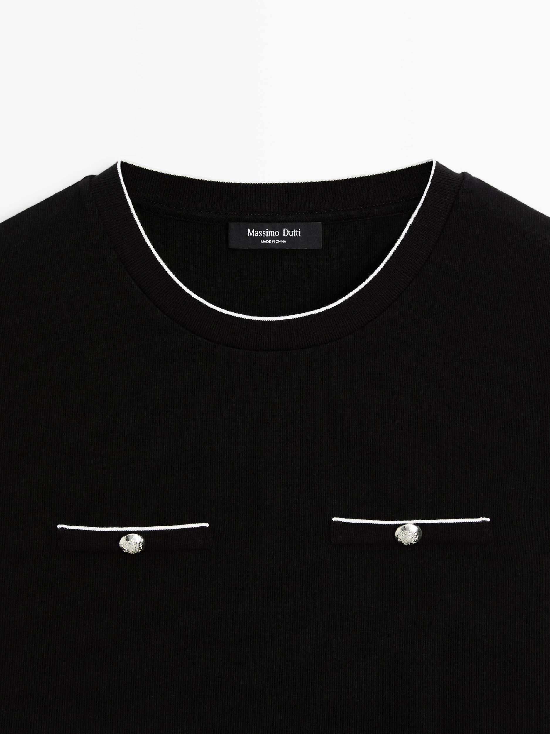 Sleeveless top with pocket details Product Image