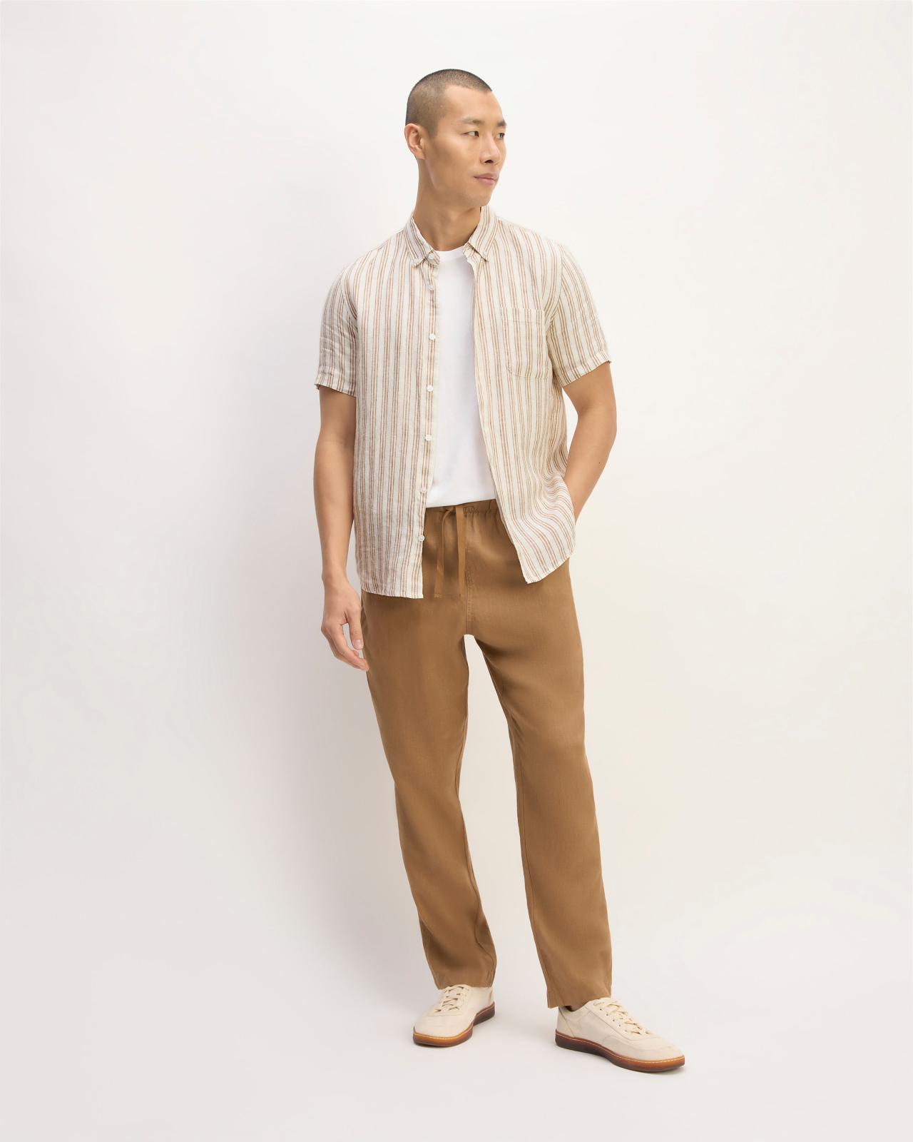 Mens Classic Short-Sleeve Shirt in Linen by Everlane Product Image