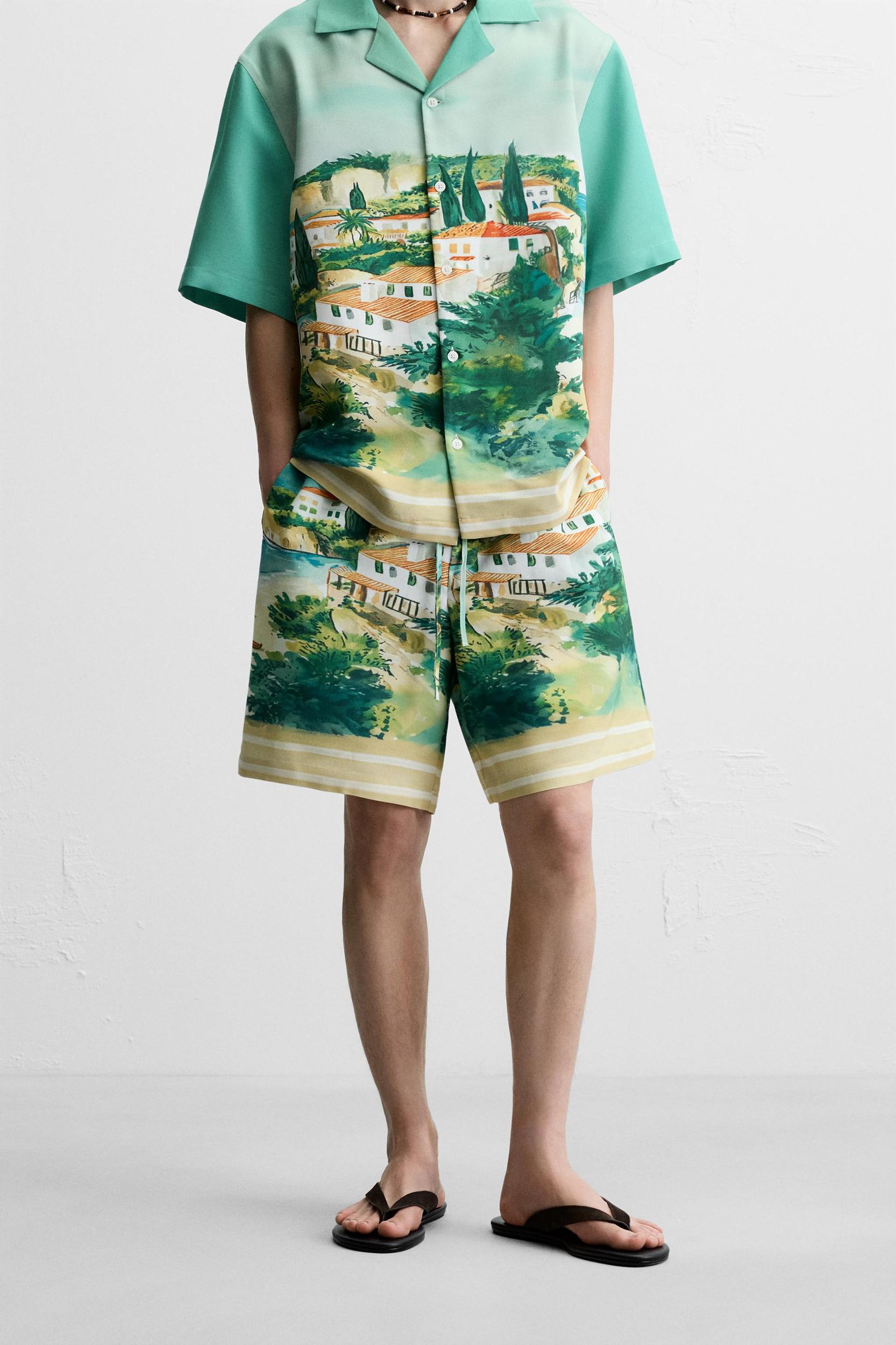 LANDSCAPE PRINT SHORTS Product Image