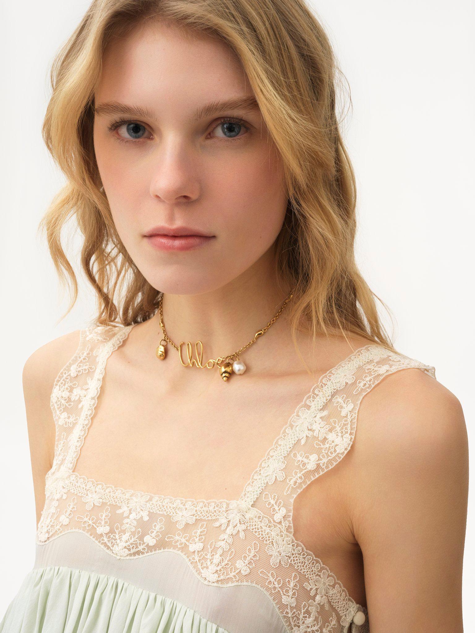 The Chloé Shells necklace Product Image