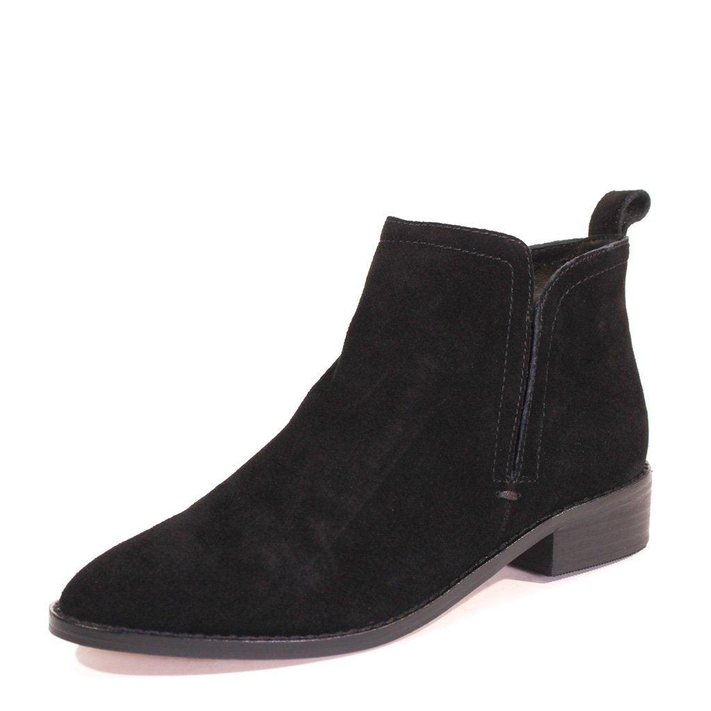 Kelly Chelsea Boots Product Image