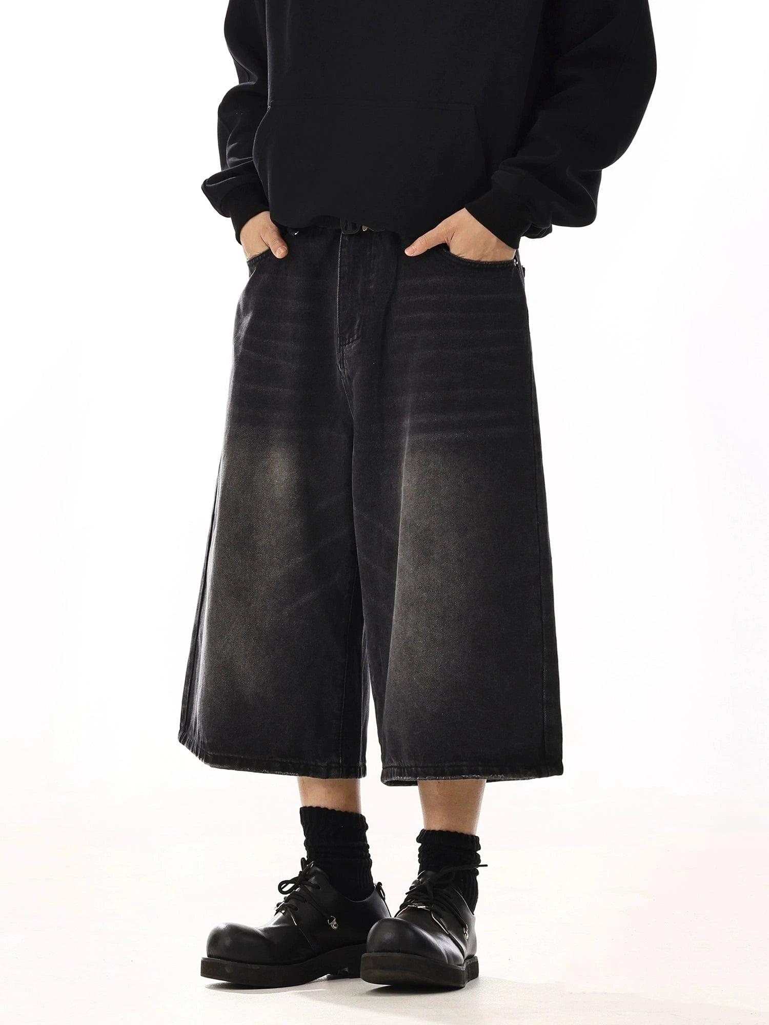 RT No. 13043 LONG DENIM SHORTS Product Image