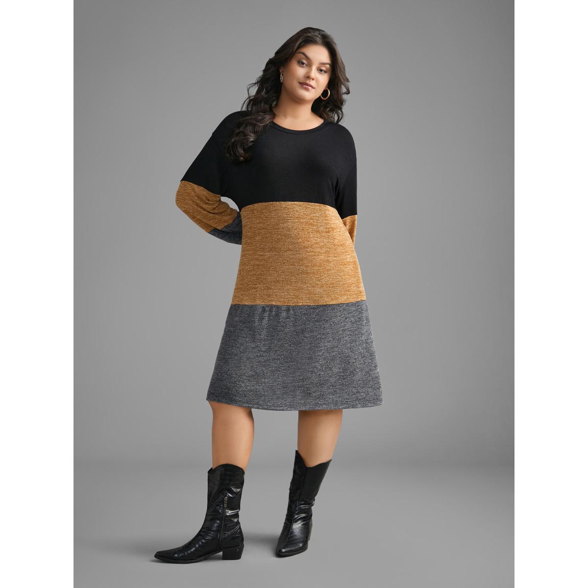 Plus Size Colorblock Contrast Heather Pocket Knit Dress Multicolor Women Casual Contrast Knit Dresses Bloomchic 22-24/3X Product Image