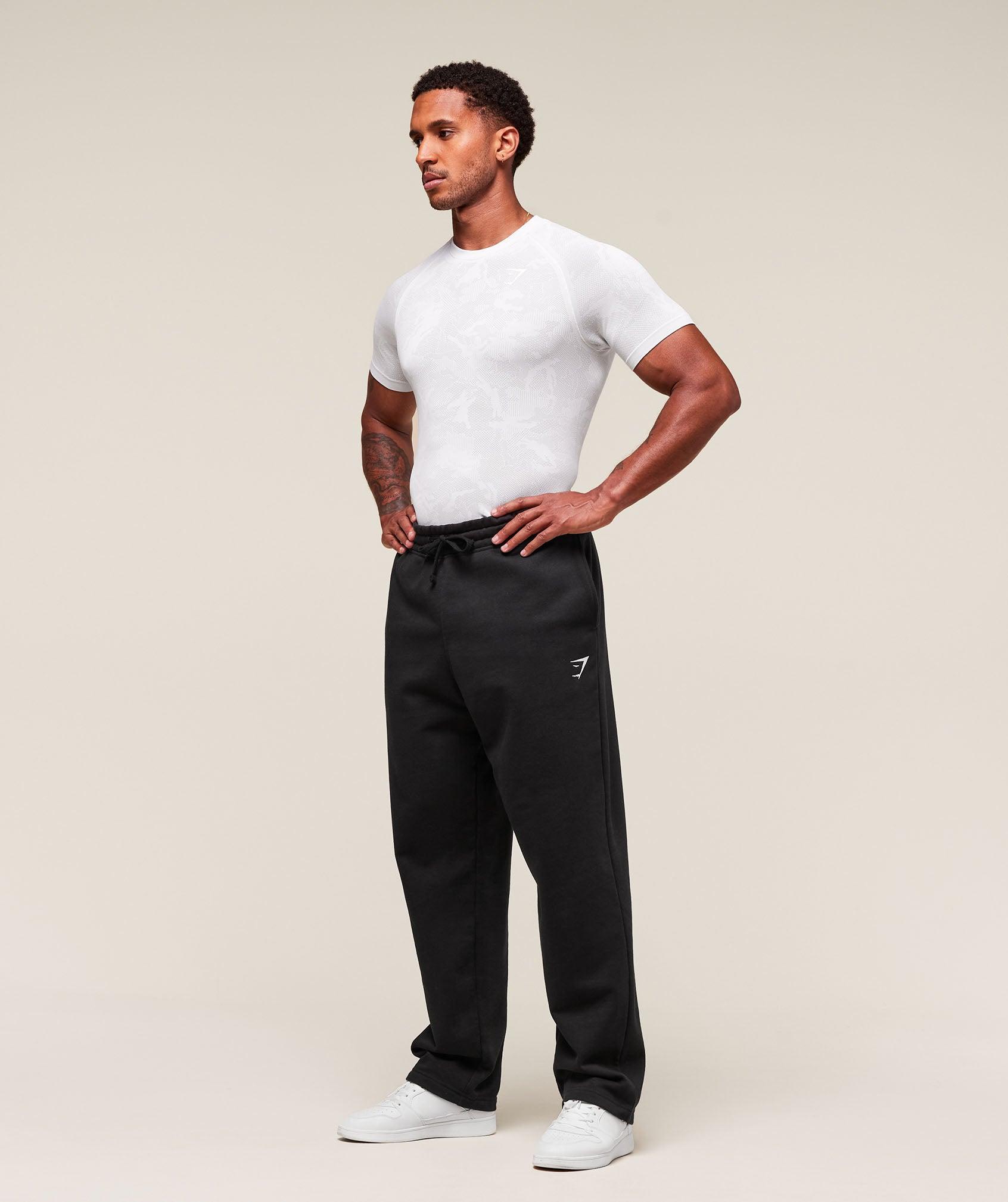 Gymshark Geo Seamless T-Shirt - White/Light Grey Male Product Image