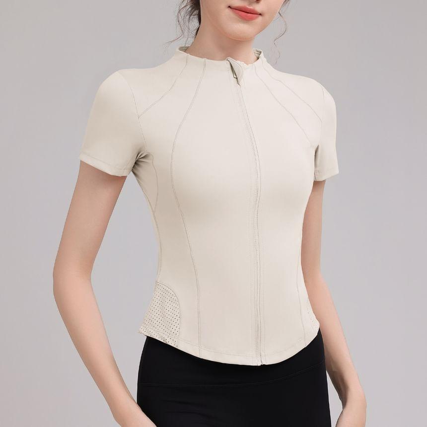 Short-Sleeve Mock Neck Plain Sport Zip T-Shirt Product Image