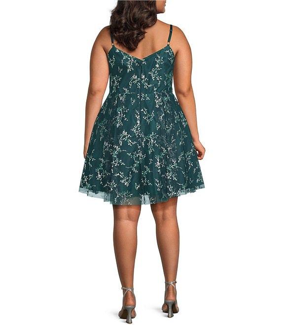 Blondie Nites Plus Size Glitter Pattern Mesh Illusion V-Neck Party Dress Product Image