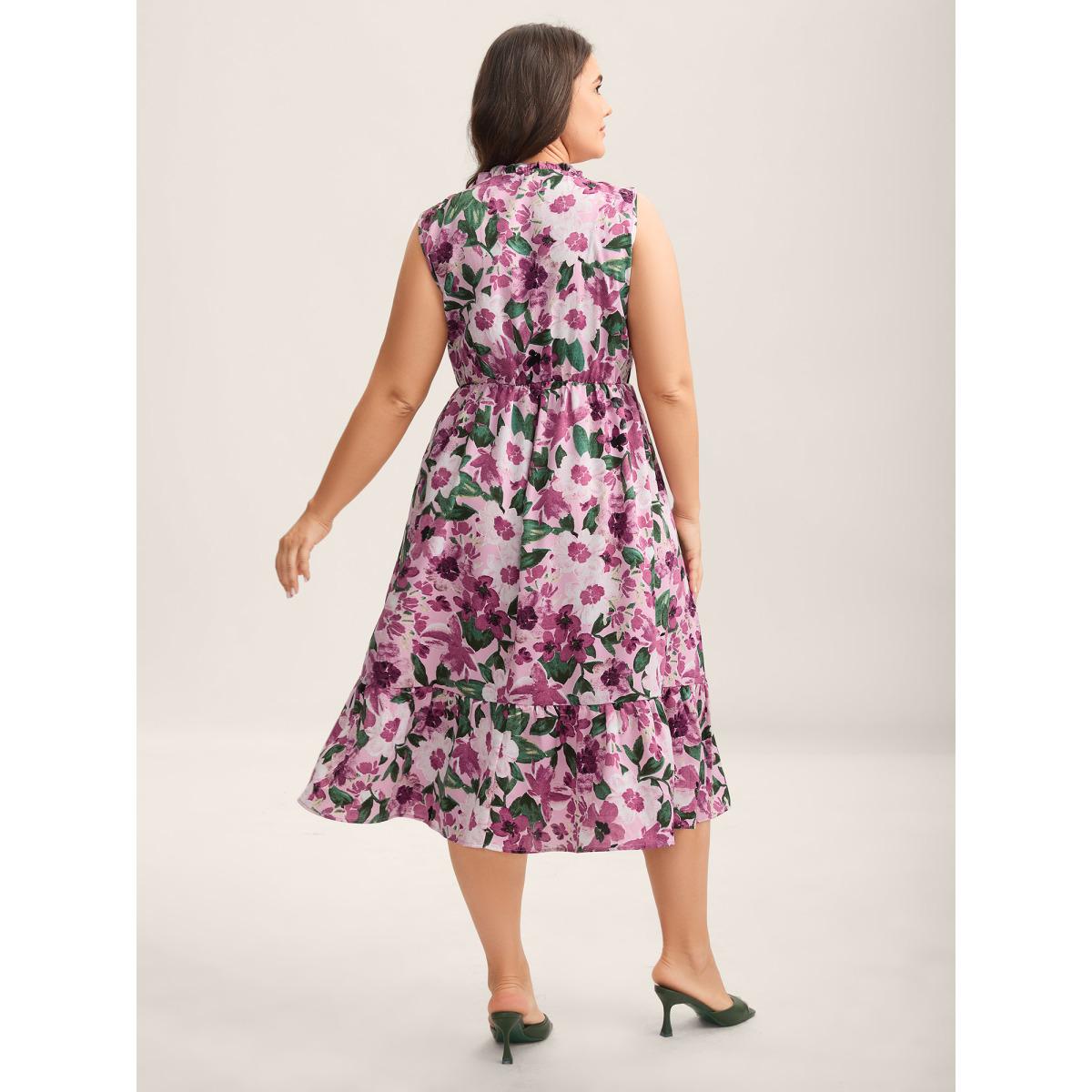 Plus Size Floral Print Cinched-Waist Pockets Midi Dress Lilac Women Timeless Notched collar Sleeveless Curvy BloomChic 28/5X Product Image