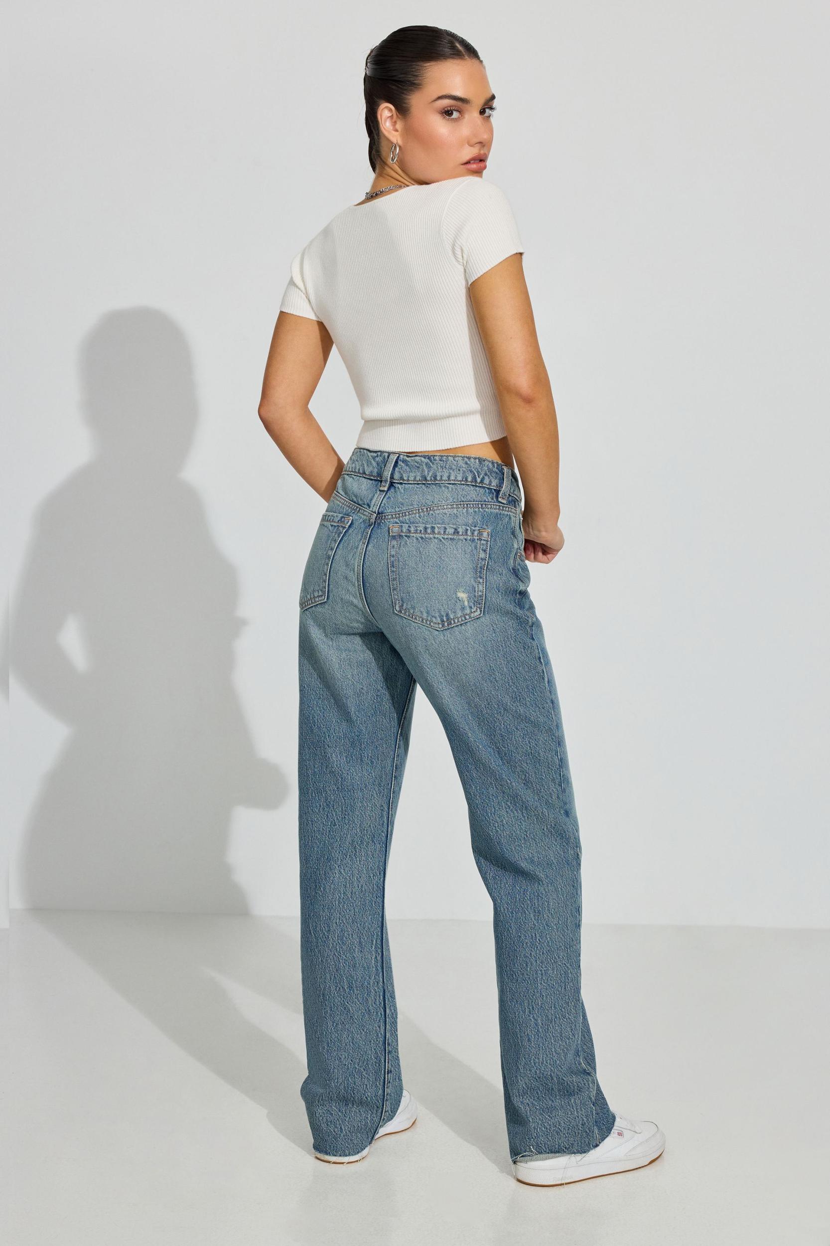 '90s Straight Jeans Product Image