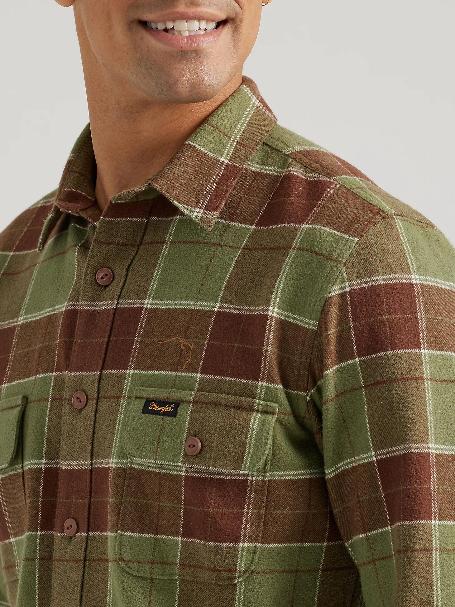 Wrangler x Buffalo Trace™ Men's Flannel Shirt | Men's SHIRTS | Wrangler® Product Image