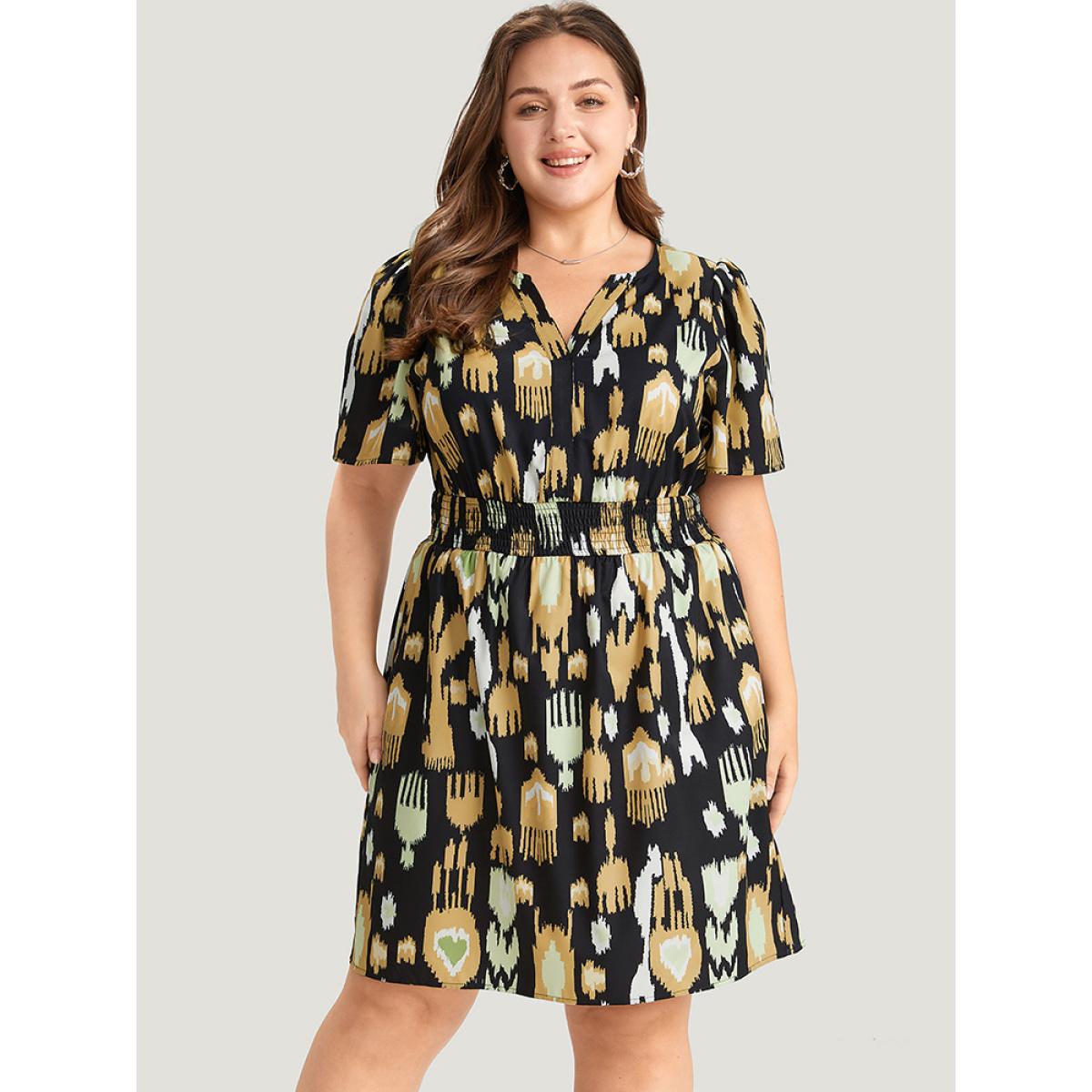 Plus Size Graphic Print Notched Shirred Pocket Puff Sleeve Dress Leopard Women Elegant Shirred V-neck Short sleeve Curvy Knee Dress BloomChic 28/5X Product Image