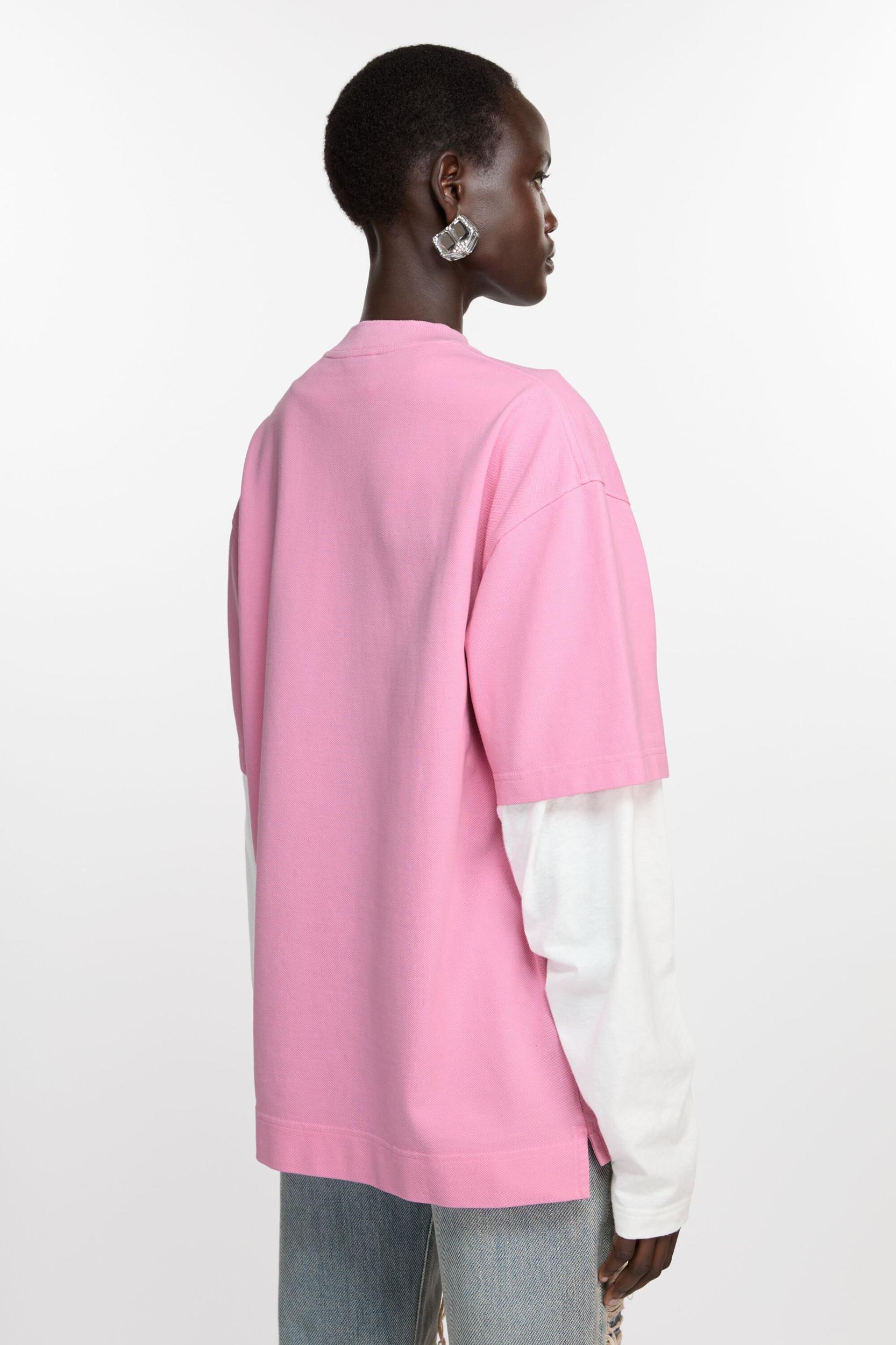 Logo t-shirt - Relaxed fit Product Image