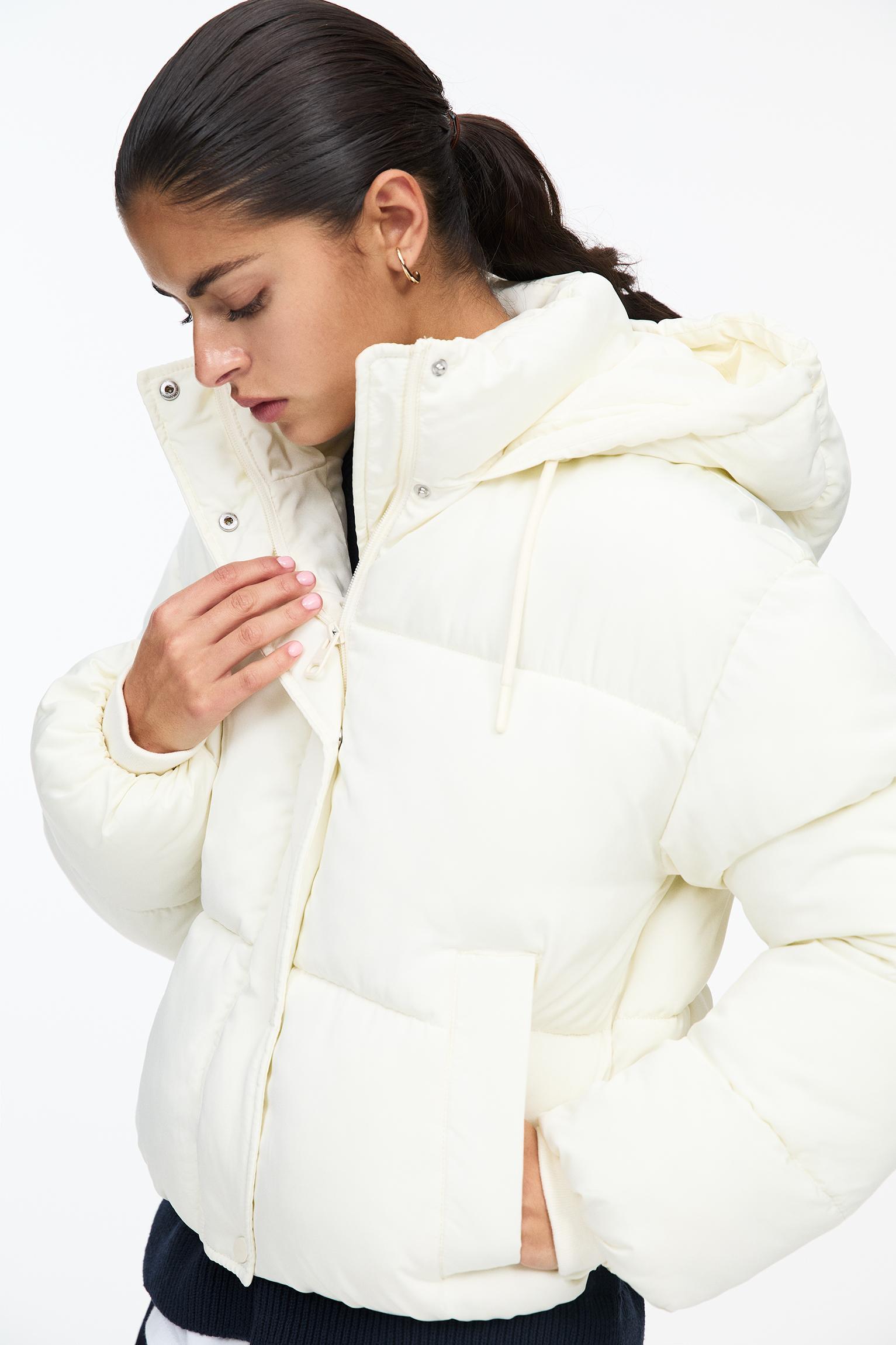 Puffer jacket with hood Product Image