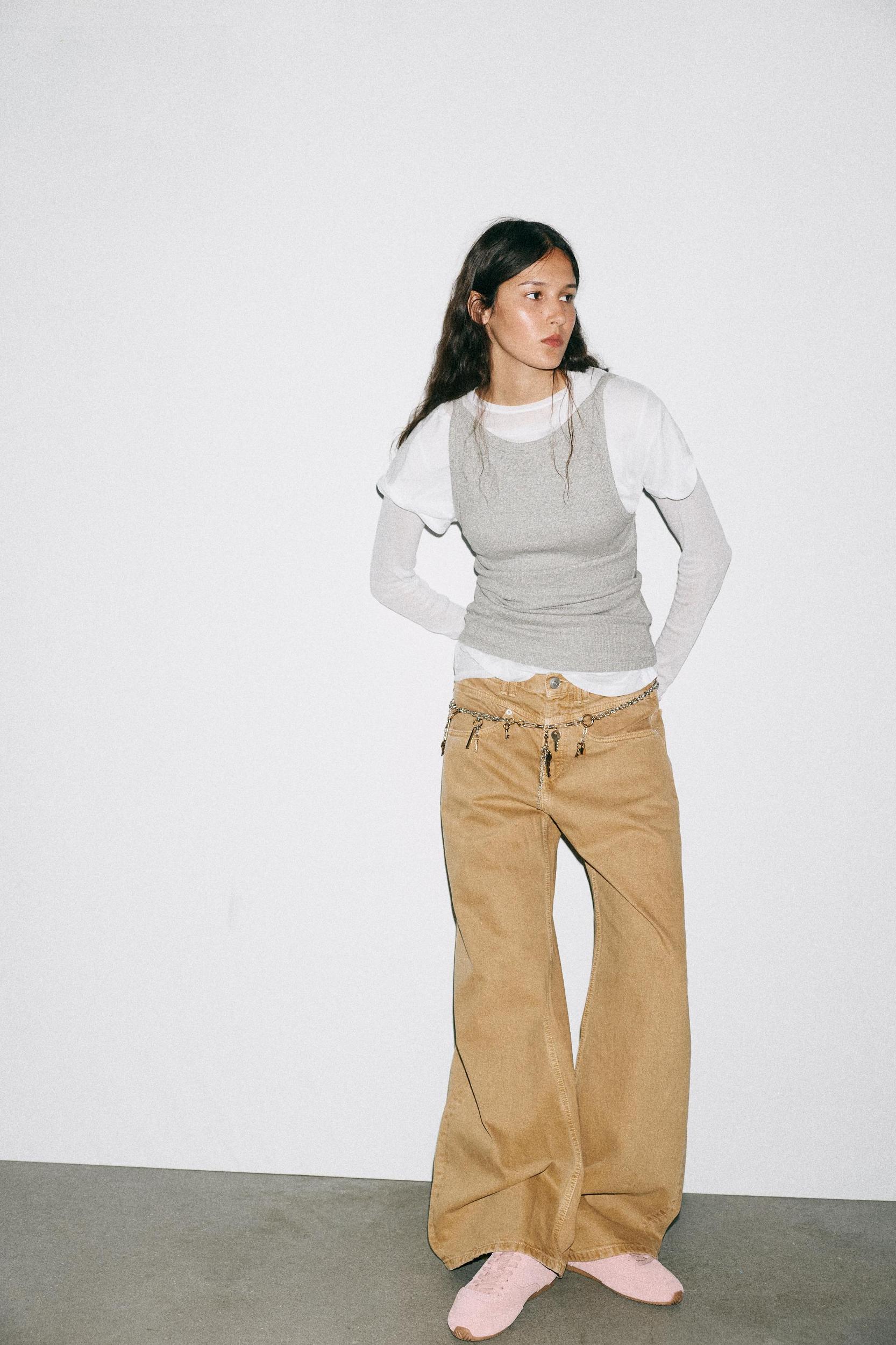 CONTRAST LEATHER SNEAKERS Product Image