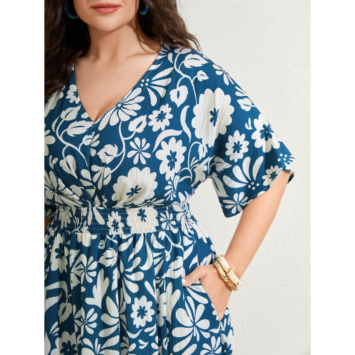 Plus Size Large Floral Print Pockets Midi Dress DarkGreen Women Resort Slit V-neck Short sleeve Curvy BloomChic 10/M Product Image