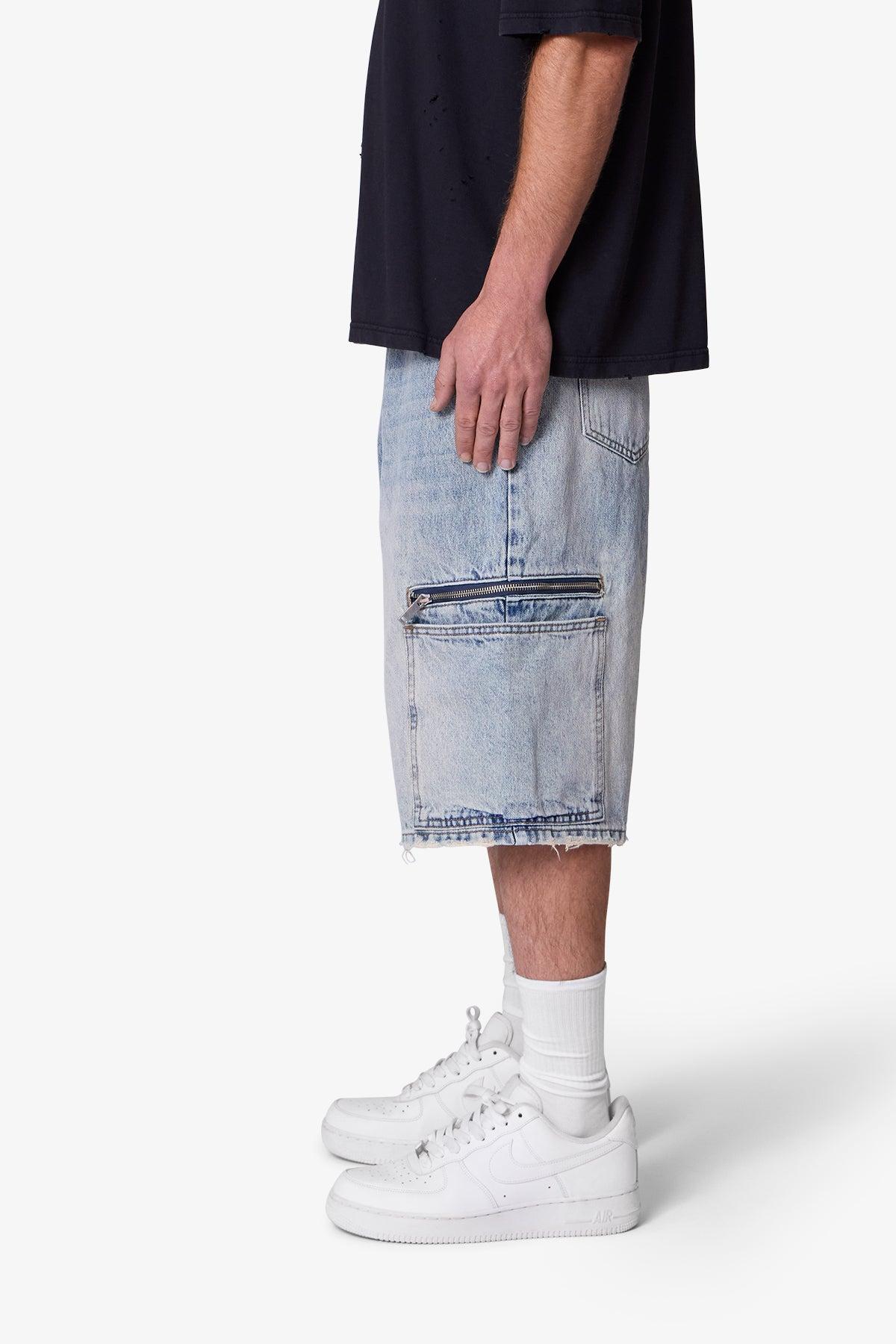 Zipper Teeth Denim Shorts - Light Blue Product Image