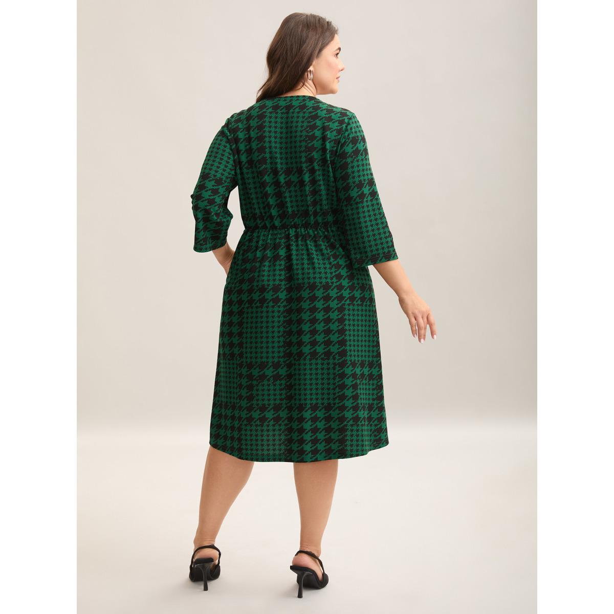 Plus Size Houndstooth Print Waist-Cinched Patchwork Midi Dress DarkGreen Women Office Patchwork Knit Dresses Bloomchic 10/M Product Image