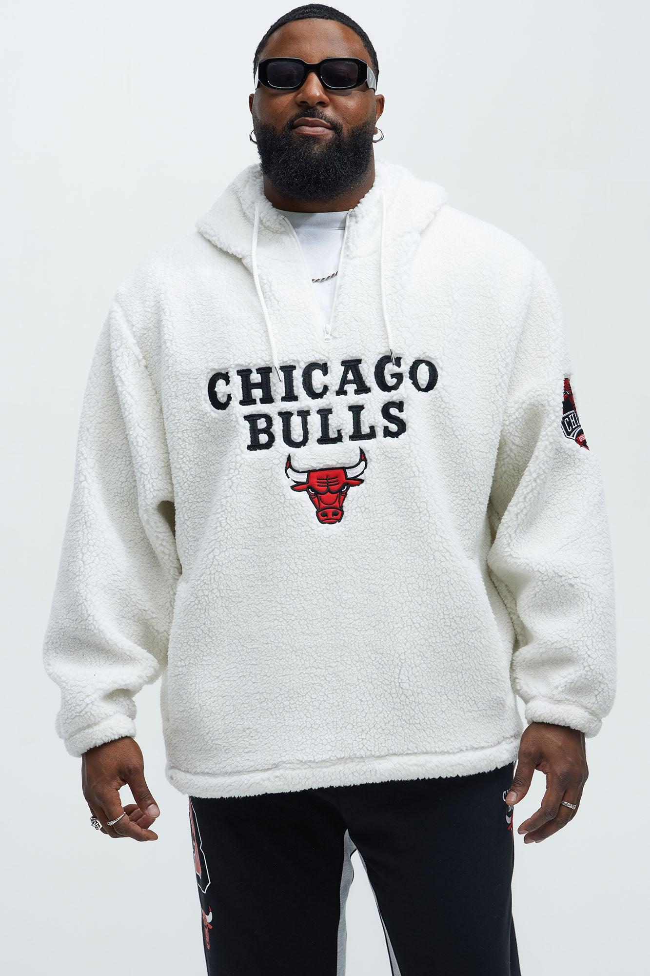 Bulls Sherpa Hoodie - White Product Image