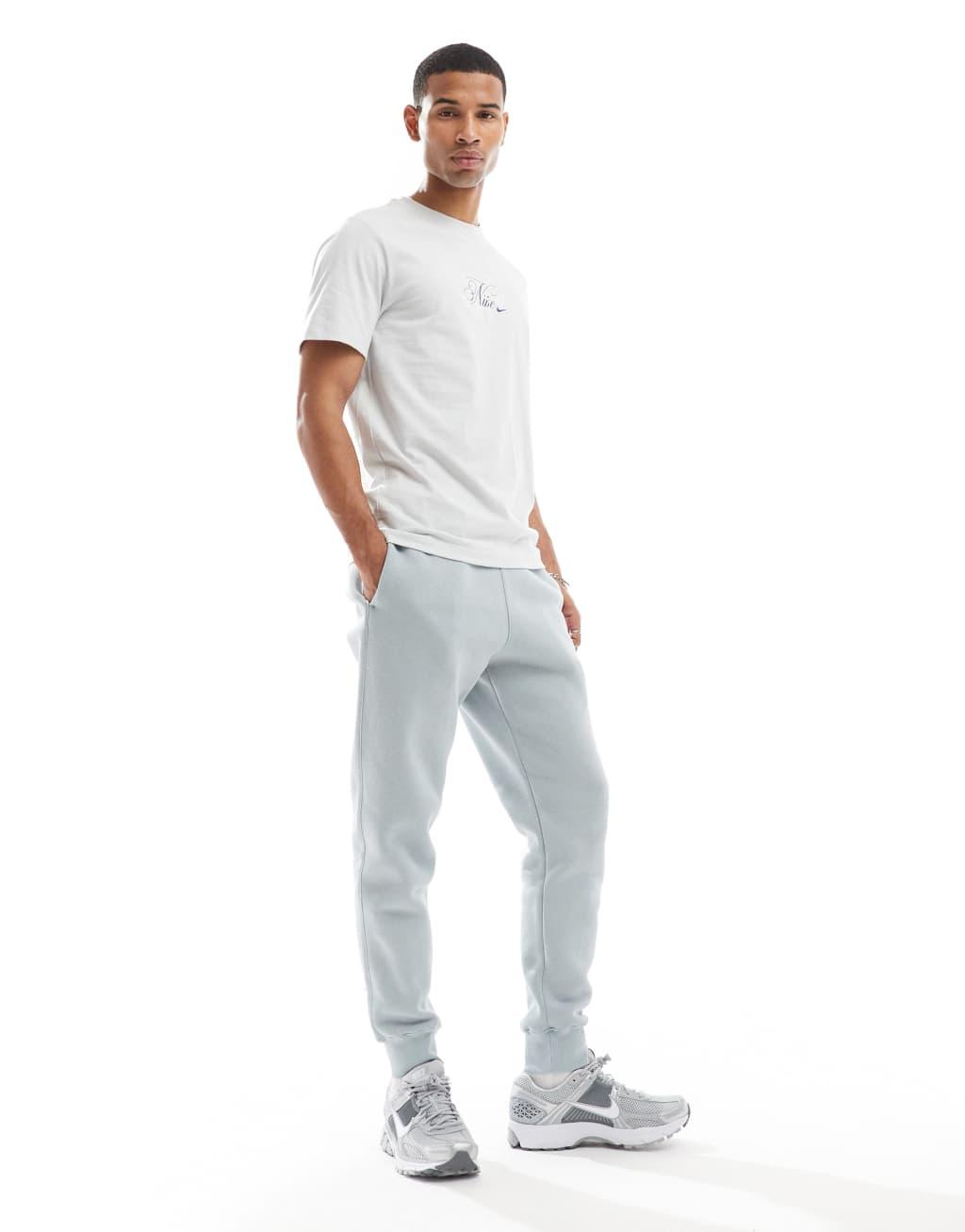 Nike 'Tis The Season logo T-shirt in gray Product Image