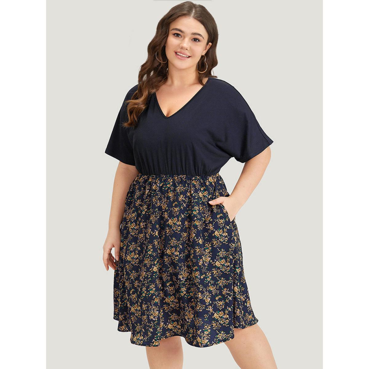 Plus Size Ditsy Floral Patchwork Pocket Batwing Sleeve Dress Indigo Women Elegant Plain V-neck Short sleeve Curvy Midi Dress BloomChic 22-24/3X Product Image
