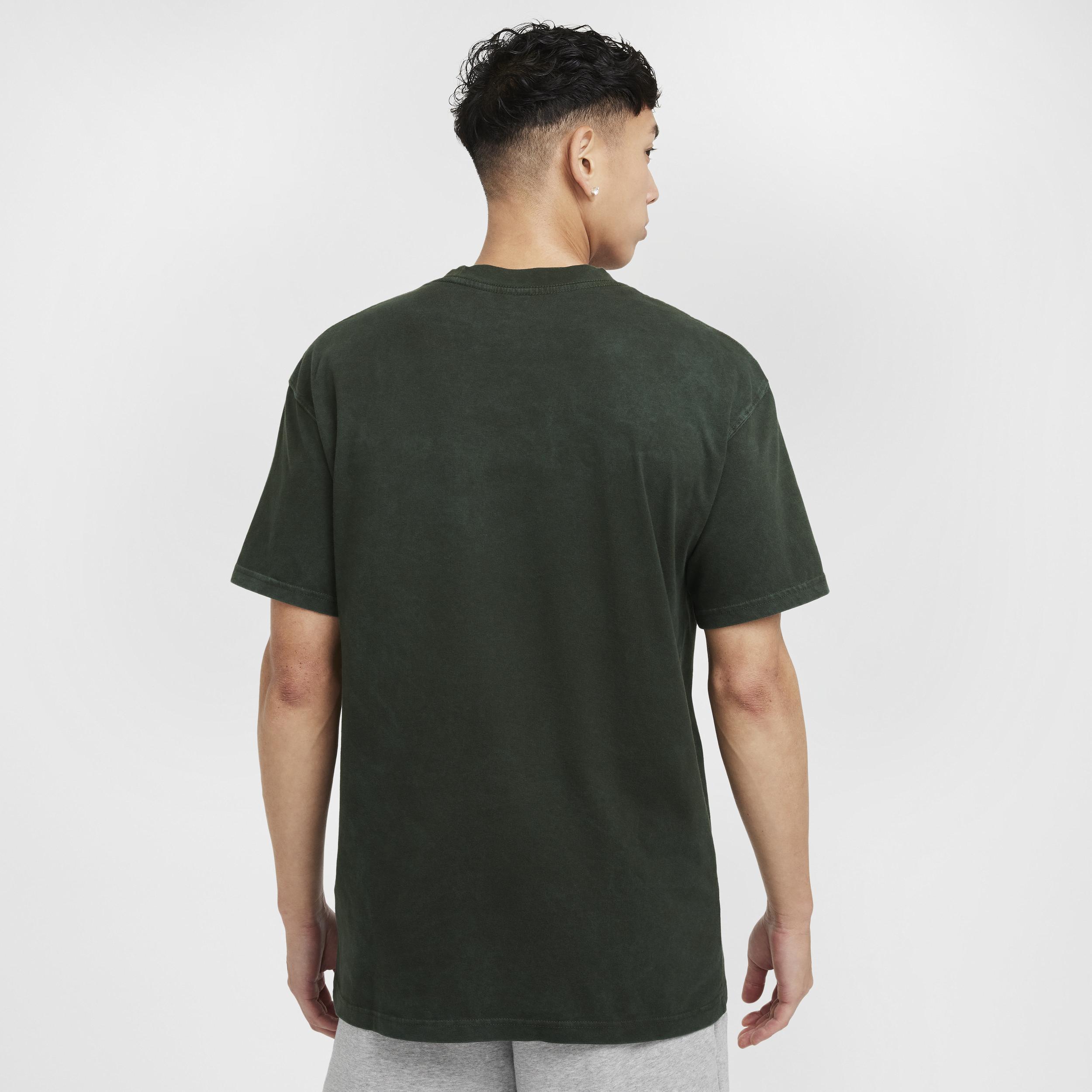 Nike Mens Max90 Basketball T-Shirt | HF6199-029 Product Image