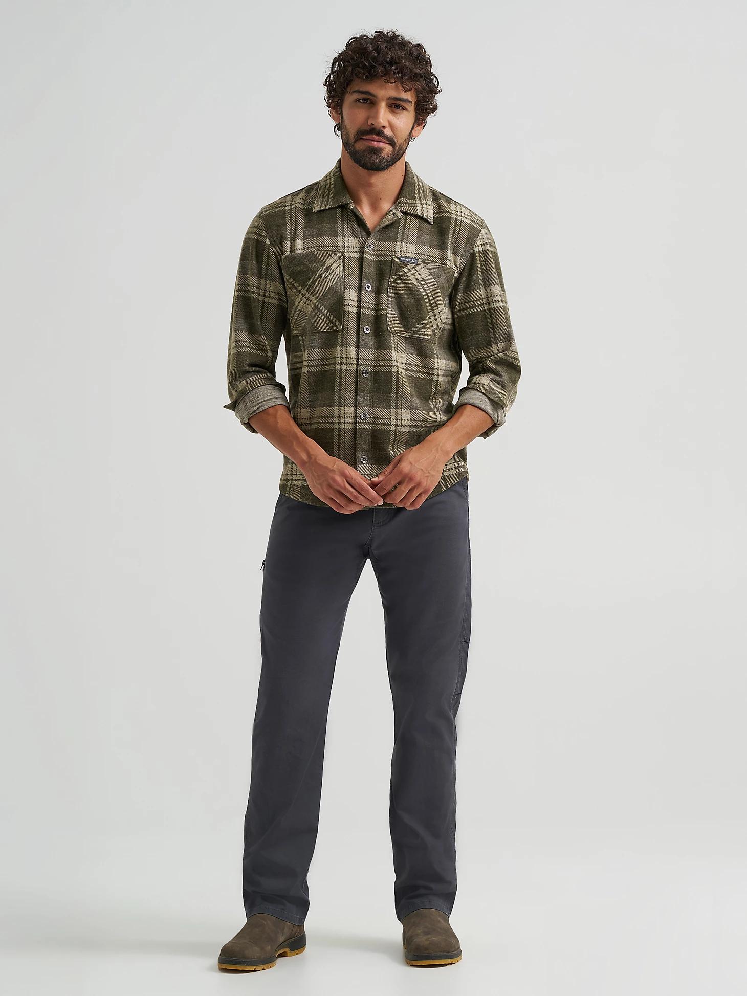 Men's Wrangler® Outdoor Rugged Utility Pant in Anthracite Product Image