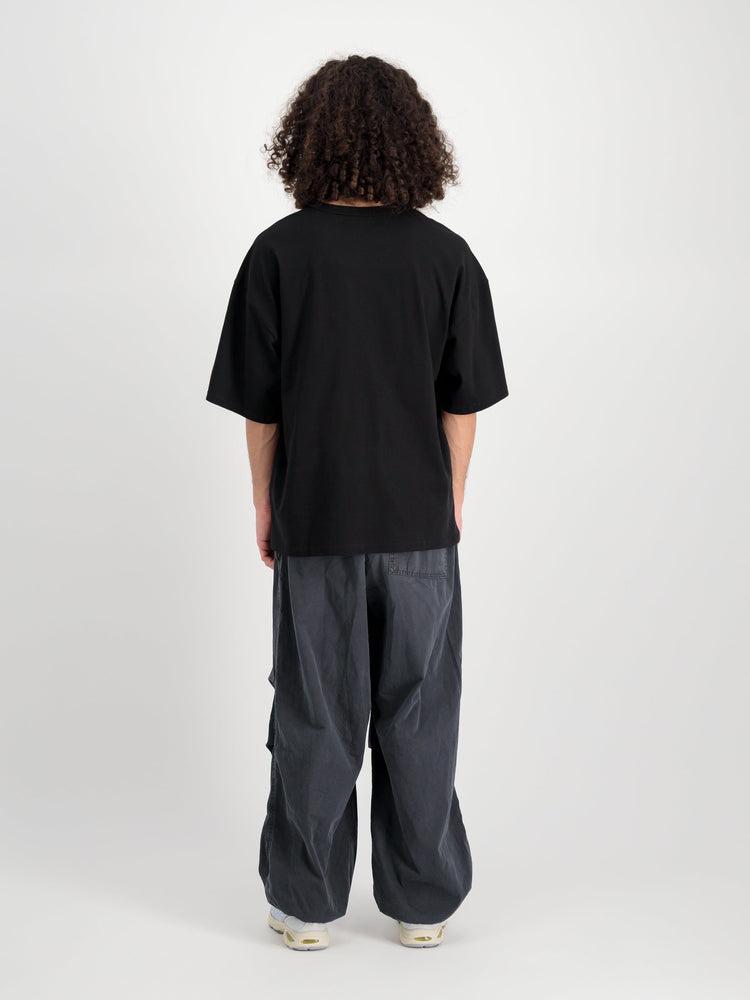 ALPHA ESSENTIAL RELAXED TEE Male Product Image