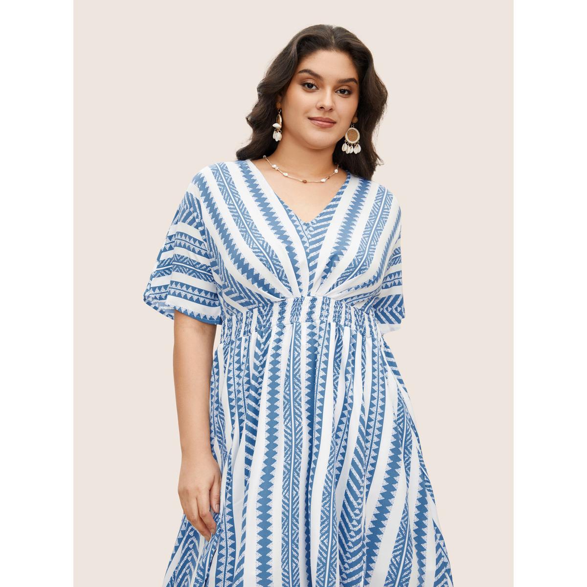 Plus Size Solid Geometric Dolman Sleeve Pocket Shirred Split Hem Dress Blue Women Resort Non V-neck Half Sleeve Curvy Long Dress BloomChic 18-20/2X Product Image