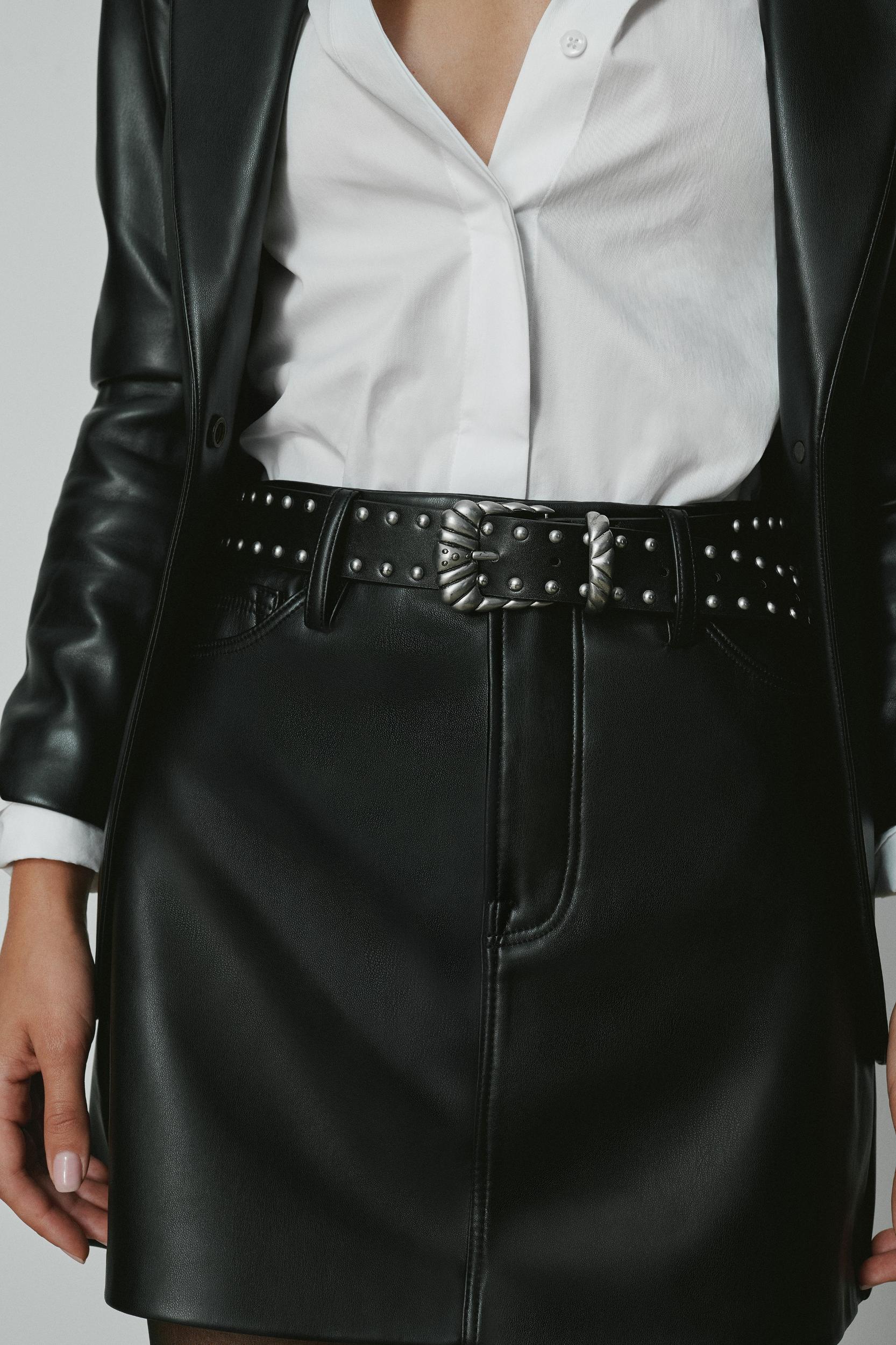WIDE STUDDED WESTERN BELT | BLACK001 Product Image
