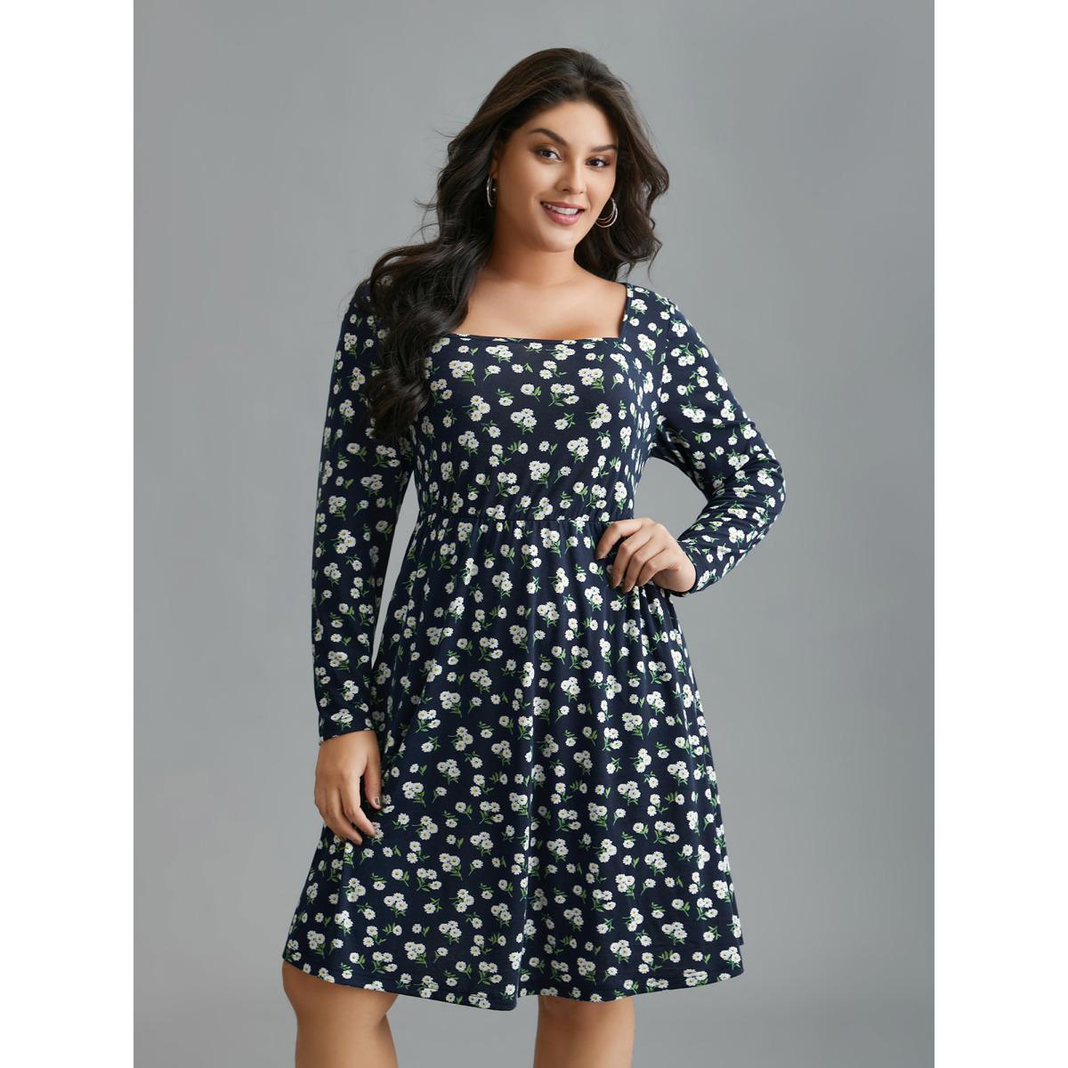 Plus Size Ditsy Floral Square Neck Pocket Dress Indigo Women Casual Non Knit Dresses Bloomchic 10/M Product Image