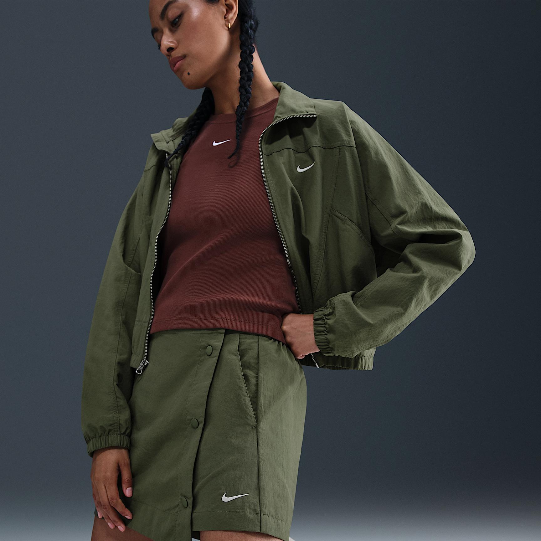 Womens Nike Sportswear Essential Woven Skort | HM6979-222 Product Image