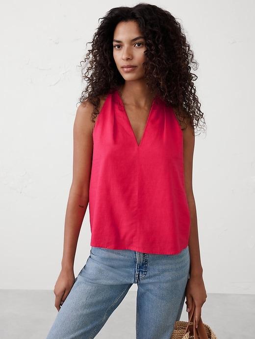 Linen-Blend V-Neck Top Product Image