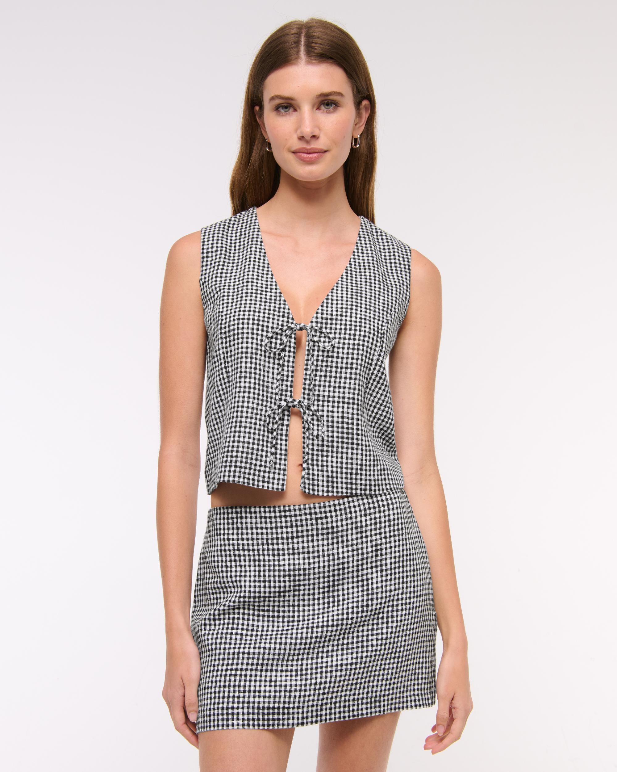 Tie-Front Linen-Blend Vest Product Image