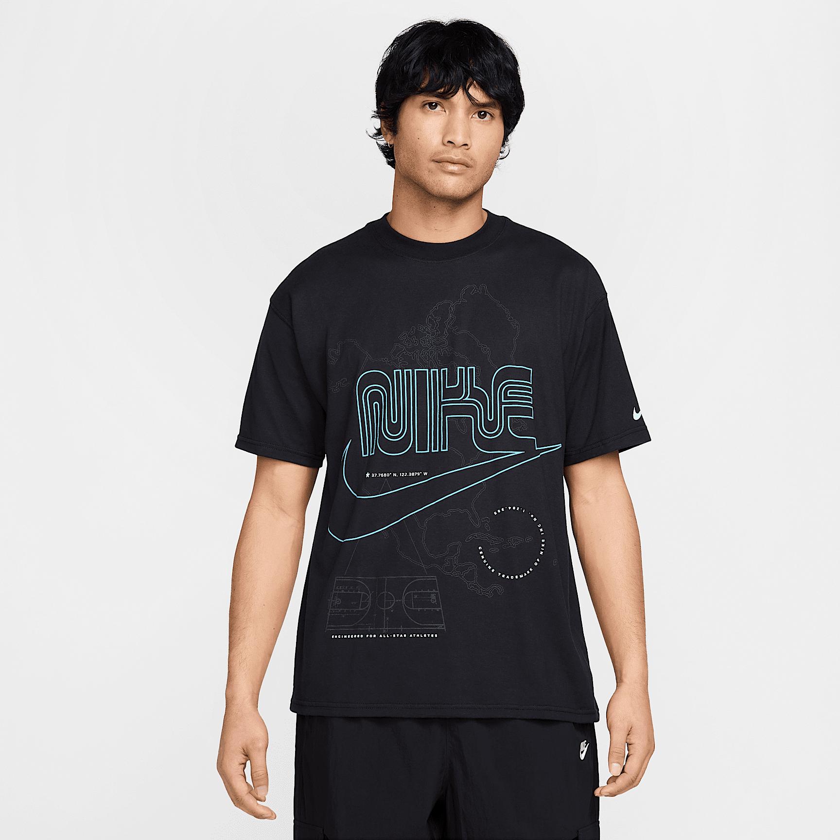 Nike Sportswear Men's Max90 T-Shirt Product Image
