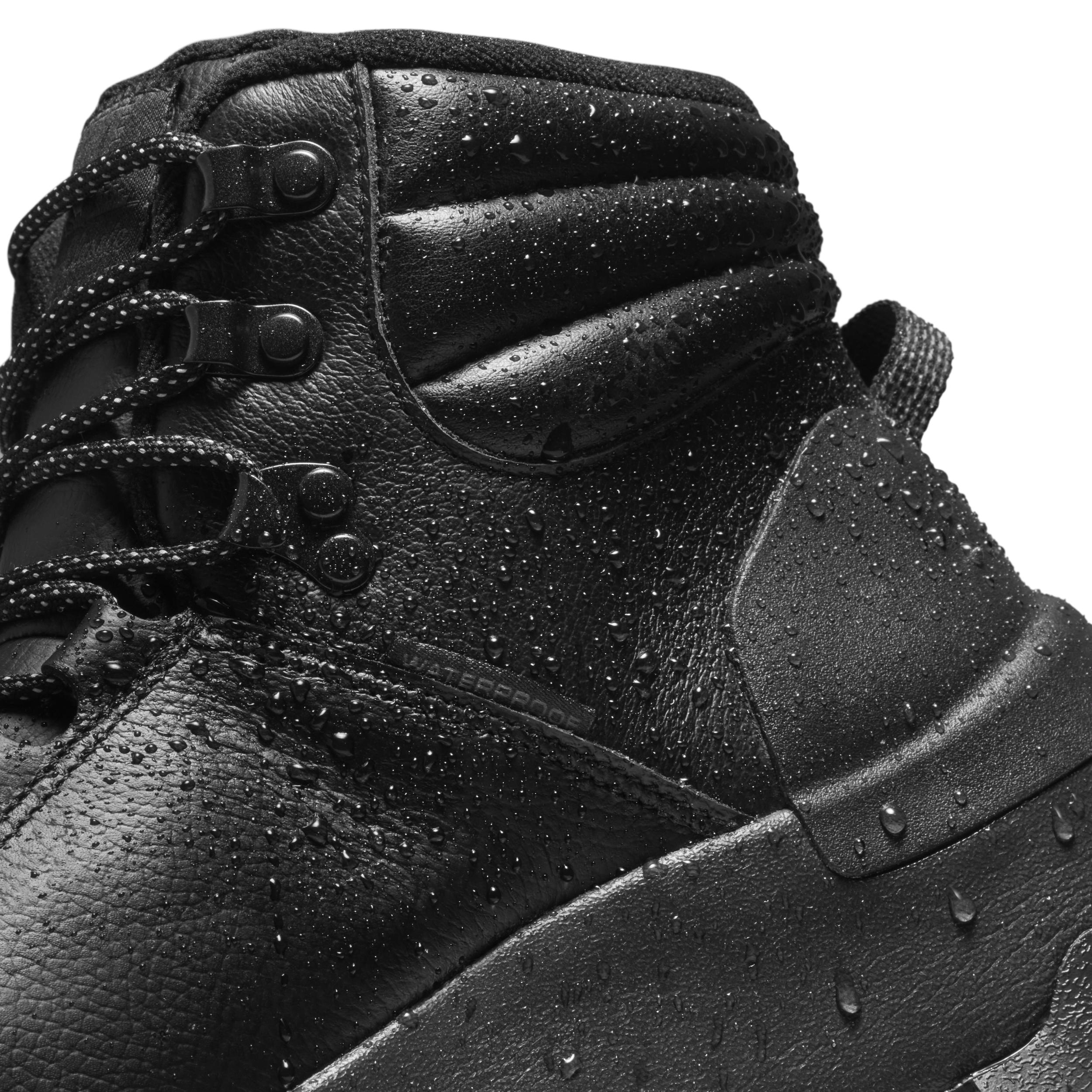 Nike City Classic Premium Women's Waterproof Boots Product Image