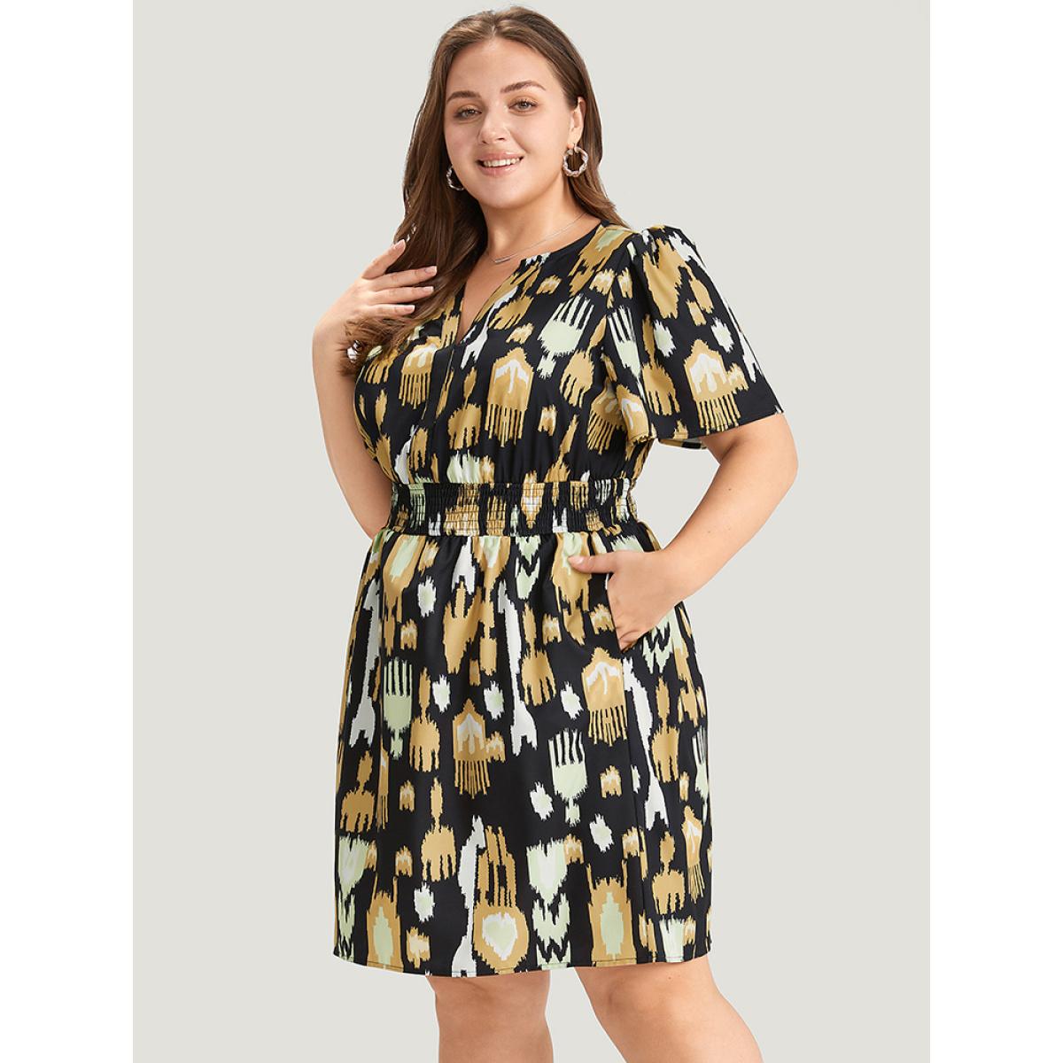 Plus Size Graphic Print Notched Shirred Pocket Puff Sleeve Dress Leopard Women Elegant Shirred V-neck Short sleeve Curvy Knee Dress BloomChic 28/5X Product Image